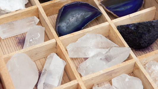 Cómo crear tu primer kit de cristales: guía completa para principiantes