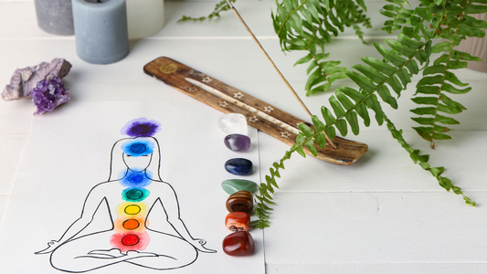 ¿Cómo combinar Reiki con minerales para equilibrar los chakras?