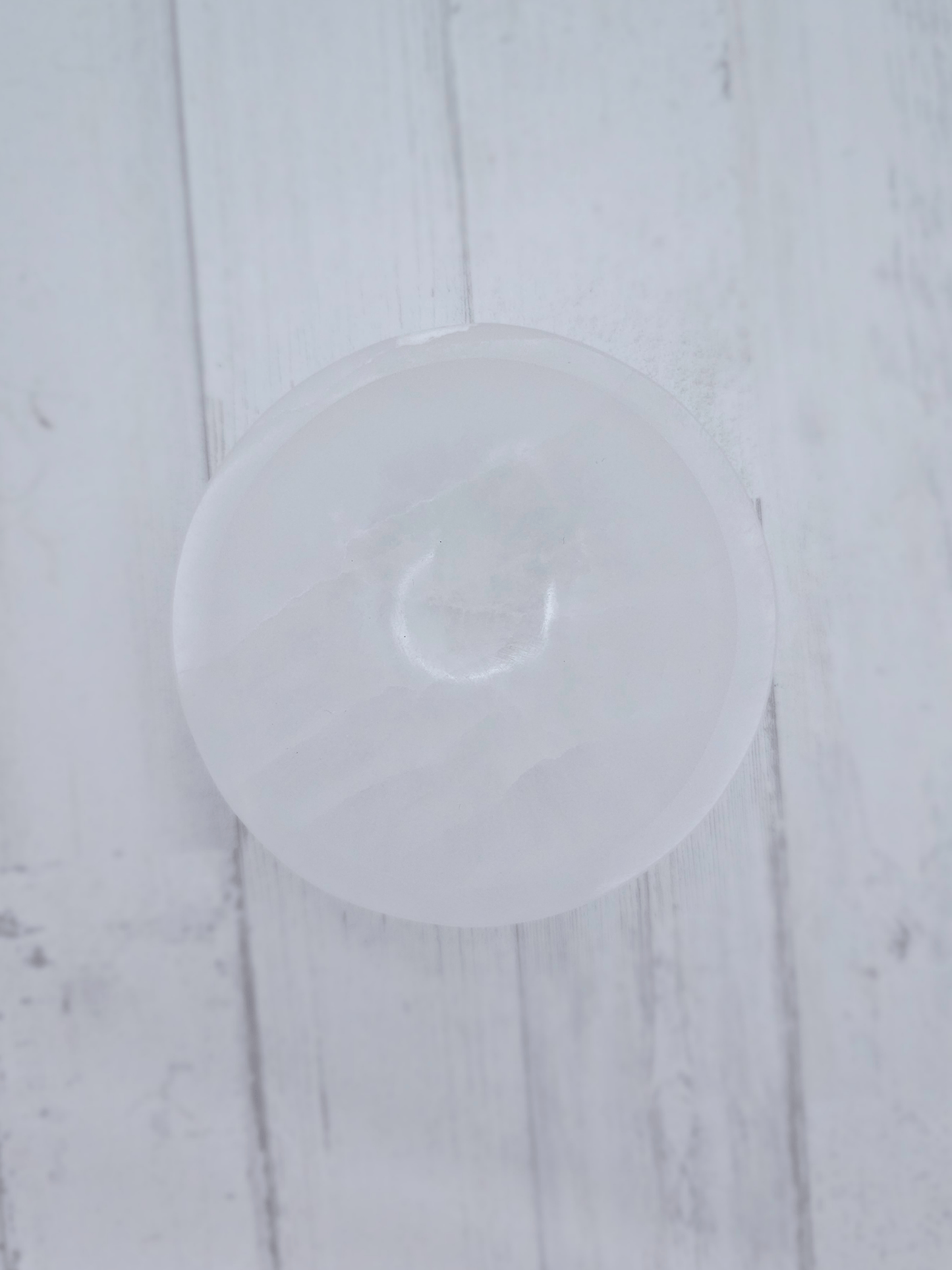 Cáliz de Selenita Natural | Limpieza energética, recarga de cristales y claridad espiritual