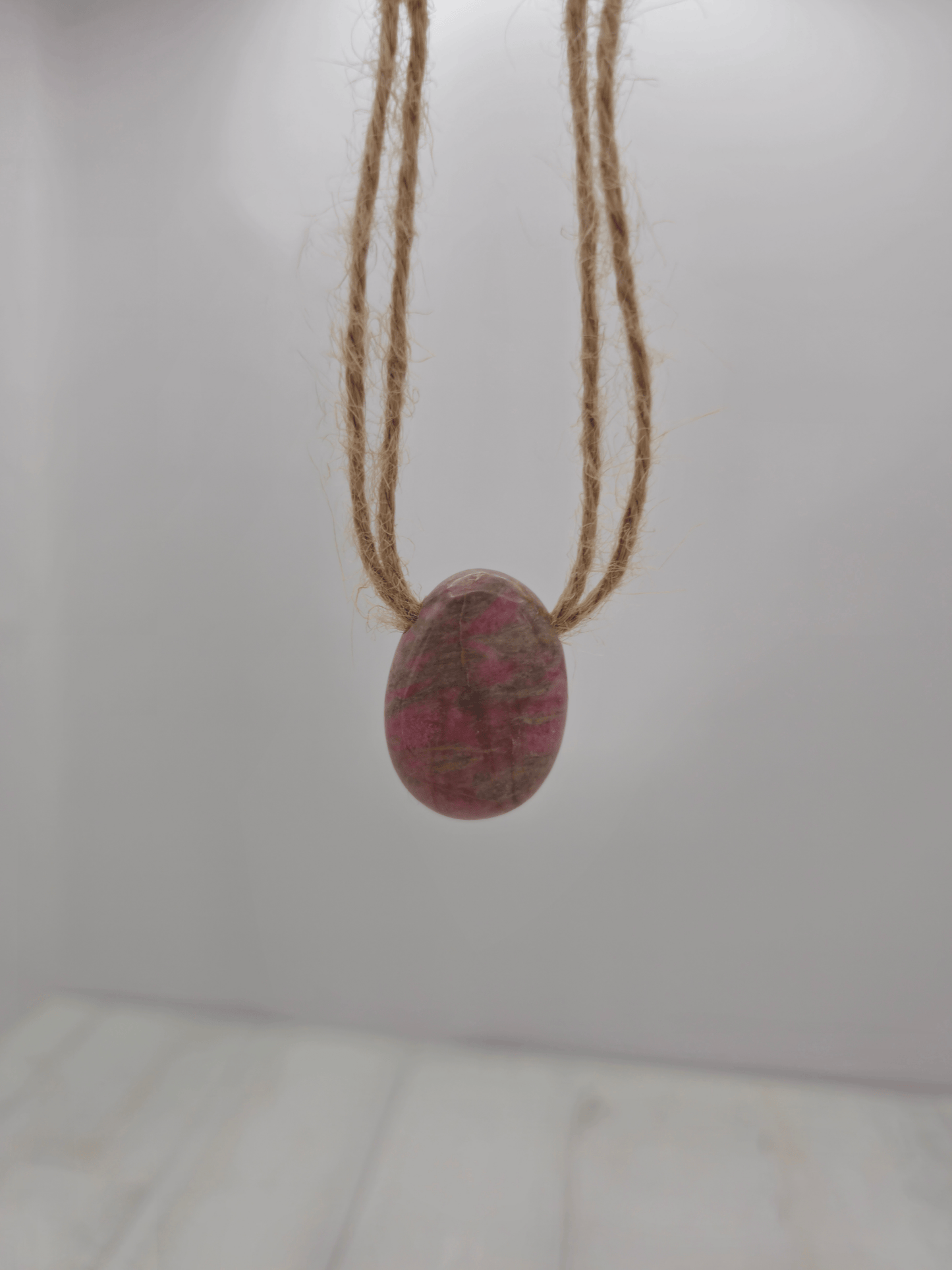 Colgante de Rodonita | Sanación emocional y equilibrio
