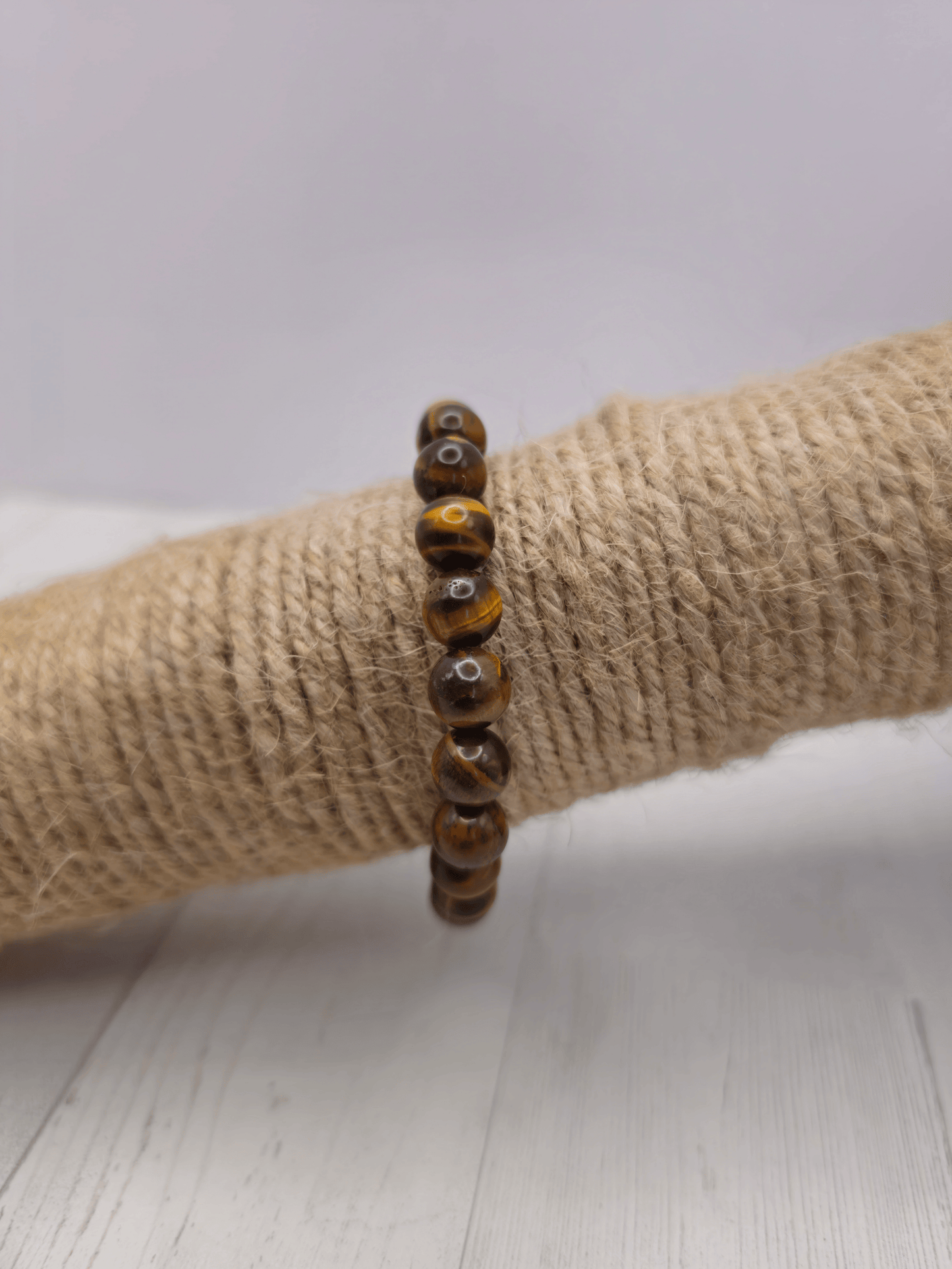 Pulsera de Ojo de Tigre natural con bolas de 8 mm. Tonos marrón dorado. Piedra de protección, enfoque mental y empoderamiento personal.