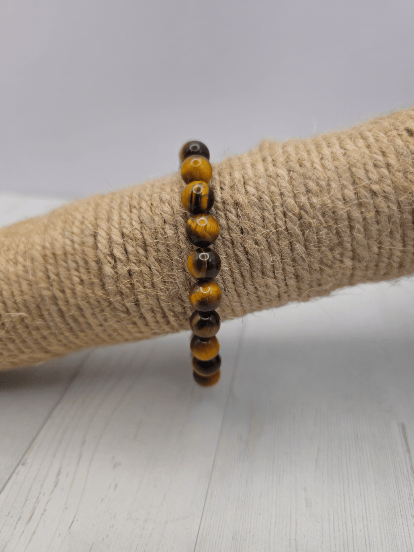 Pulsera de Ojo de Tigre natural con bolas de 8 mm. Tonos marrón dorado. Piedra de protección, enfoque mental y empoderamiento personal.