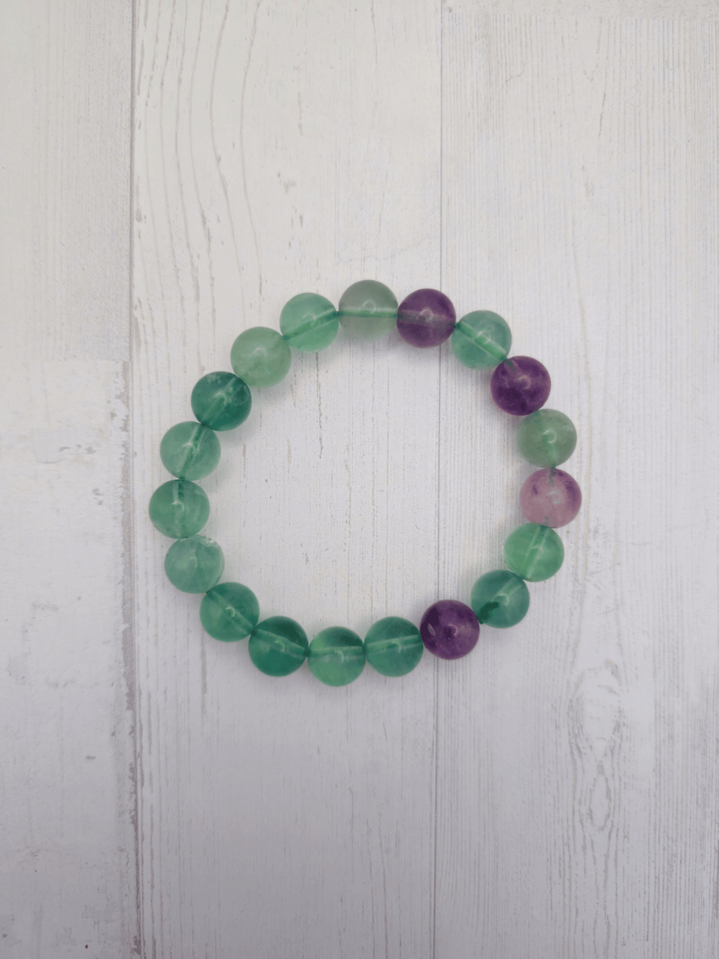 Pulsera de fluorita arcoíris verde 10 mm | Claridad y equilibrio energético