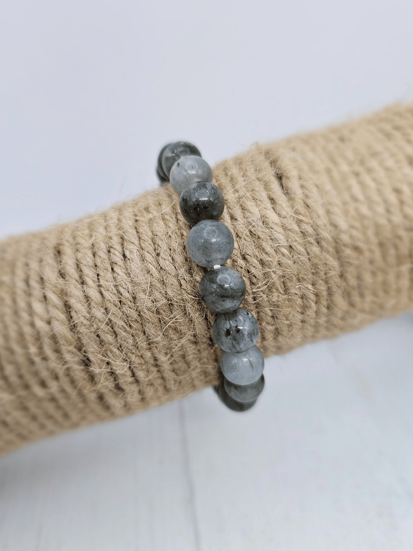 Pulsera de Labradorita Bola 8 mm | Intuición, protección y energía transformadora