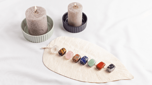 Chakras: Qué Son, Cómo Funcionan y Cómo Equilibrarlos [Guía Completa 2025]