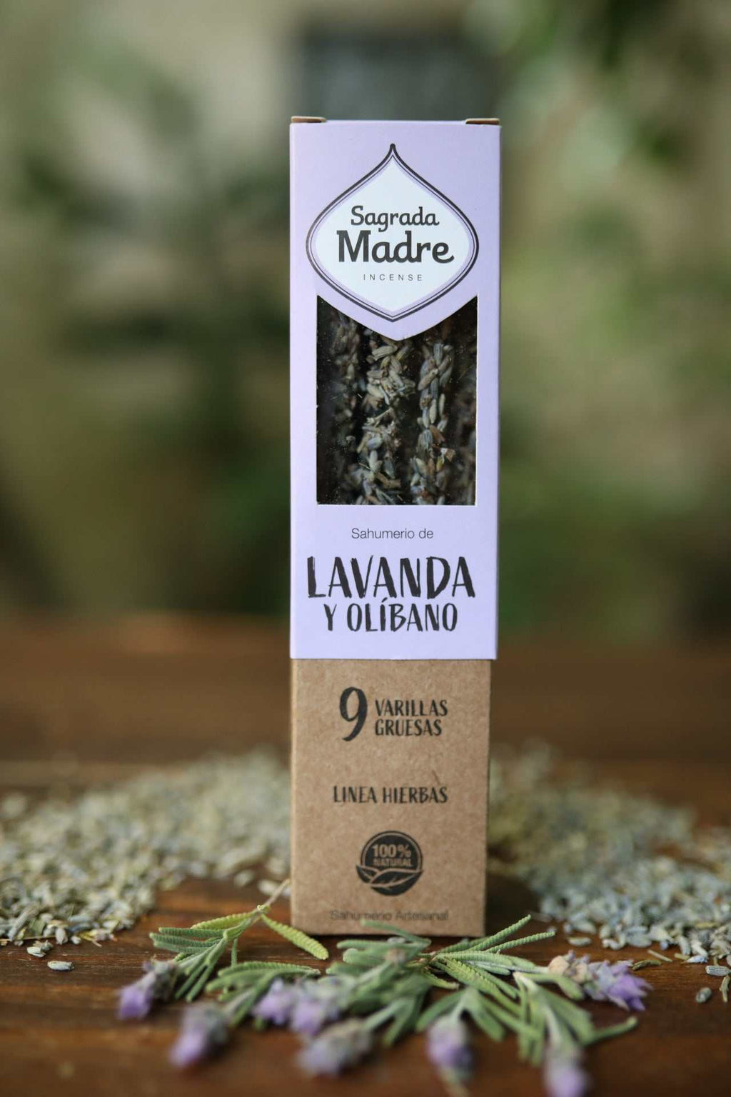Sahumerio Lavanda y Olíbano incense sticks made with Patagonian lavender and African olíbano resin, box containing 9 handmade, long-lasting sticks.