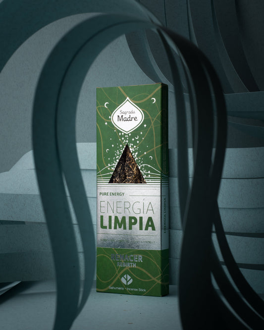 Sahumerio Energía Limpia Renacer, incienso artesanal, 4 varillas, hecho a mano, resinas y aceites esenciales.