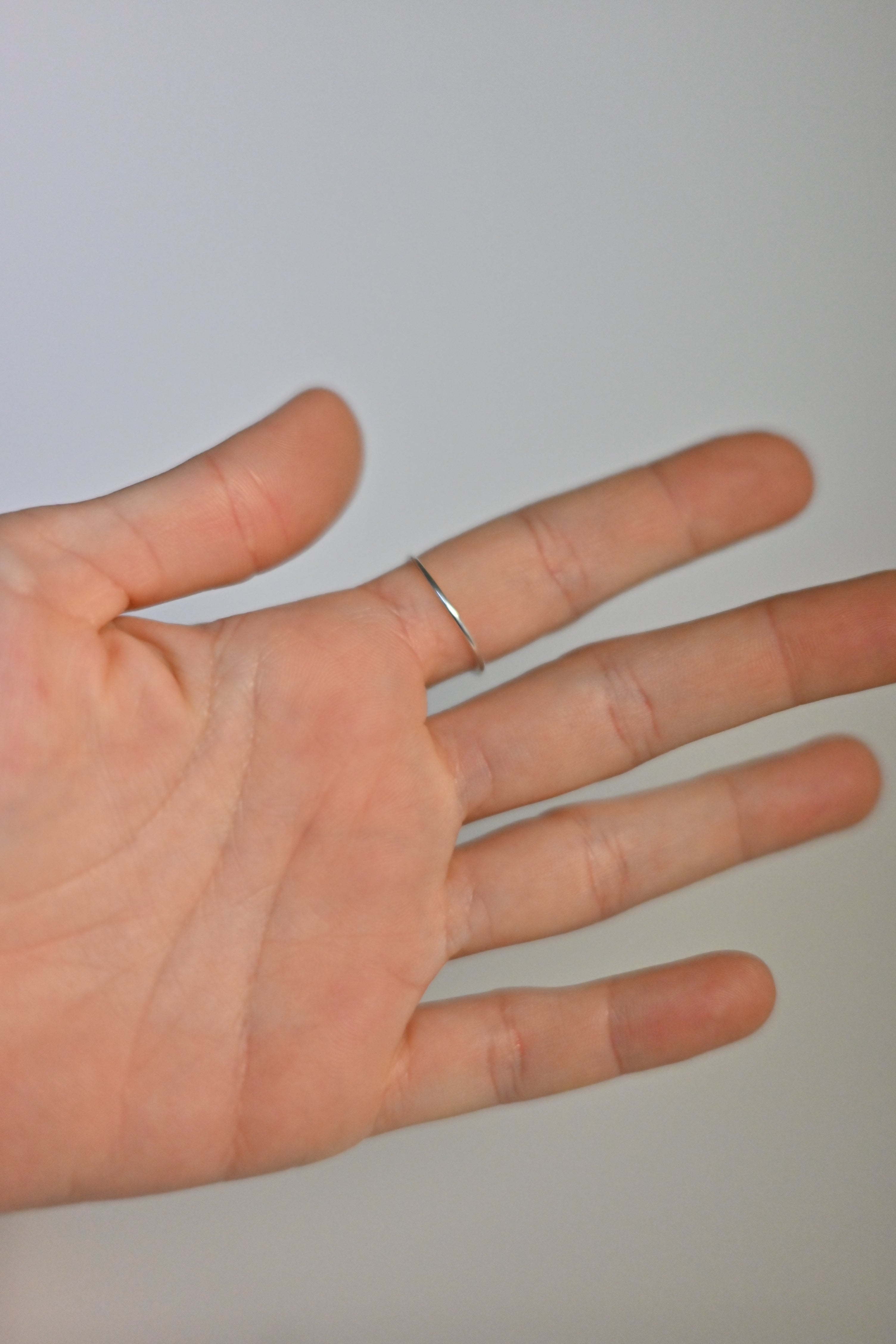 Anillo Amatista Adaptable Plata | Serenidad y Estilo