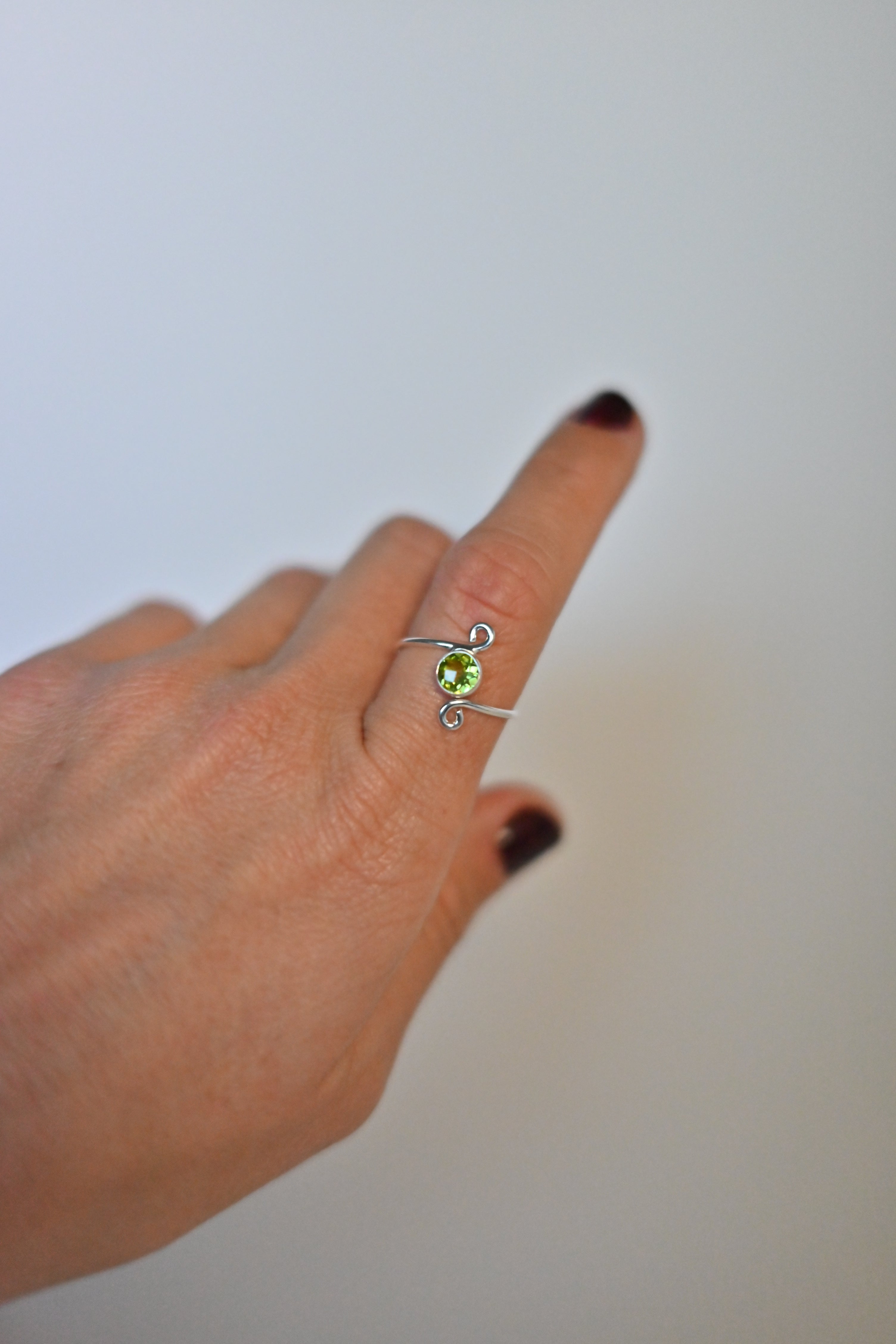 Anillo Olivino (Peridoto) Adaptable Plata | Luz y Renovación