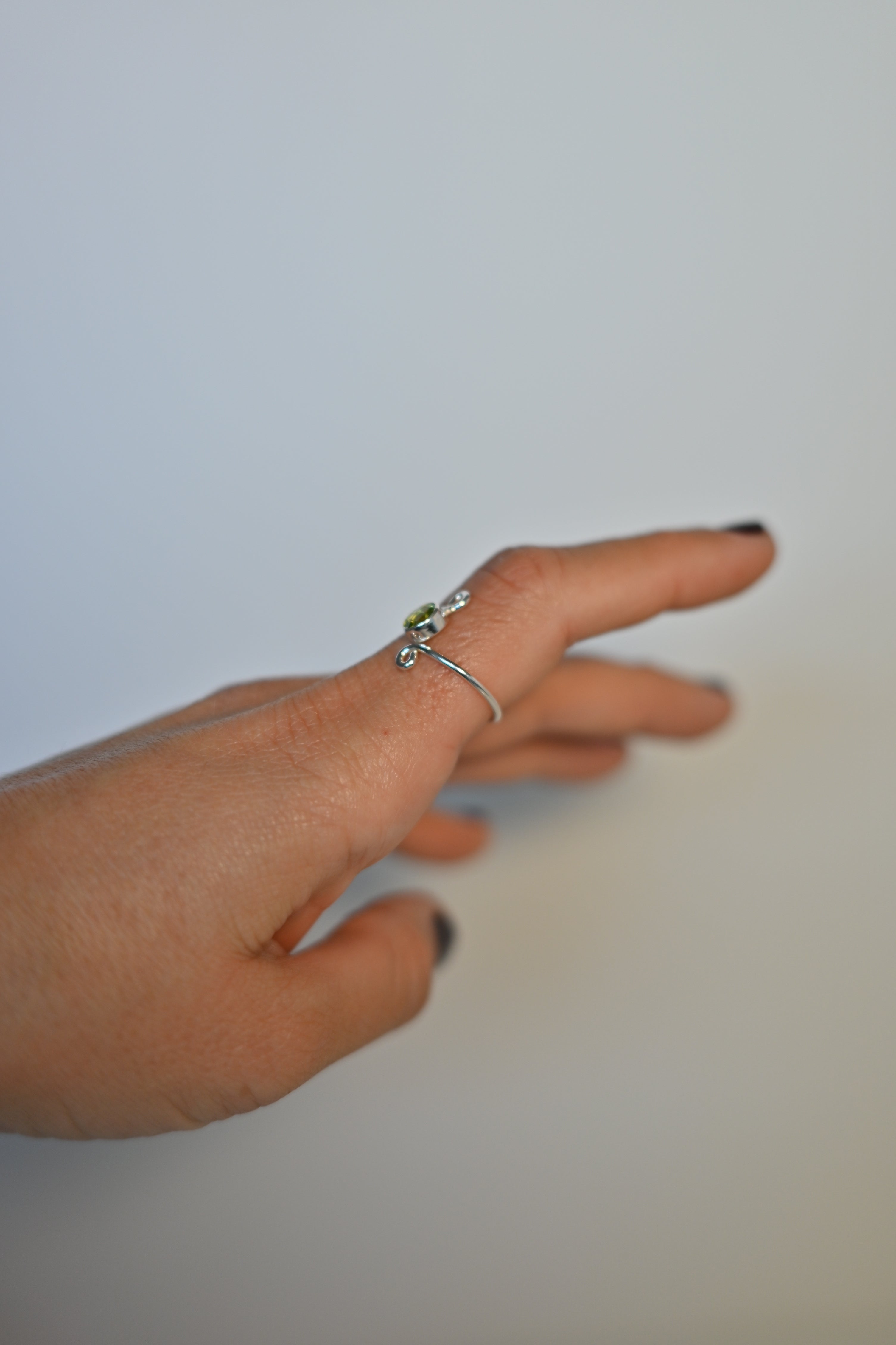 Anillo Olivino (Peridoto) Adaptable Plata | Luz y Renovación