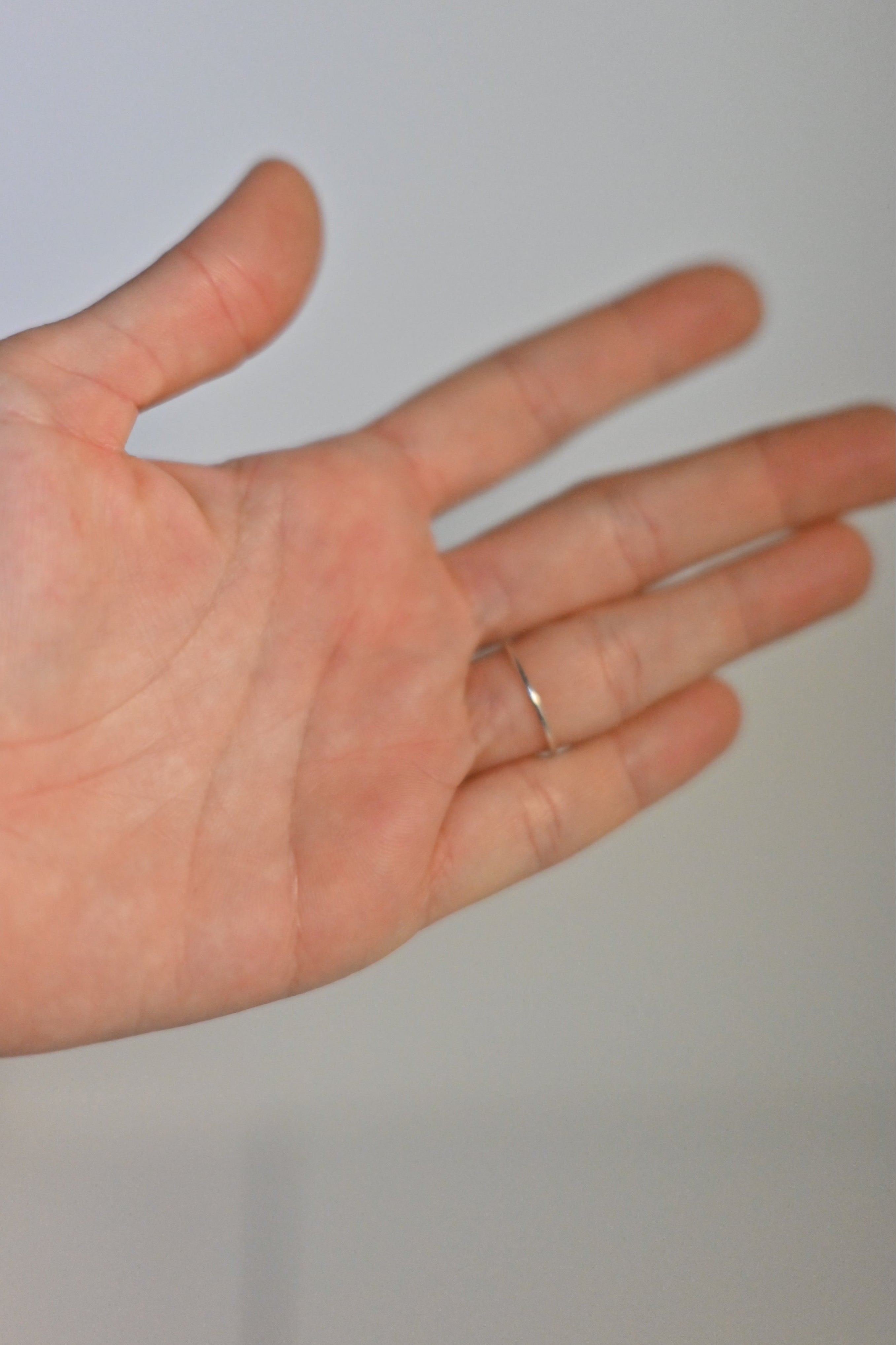 Anillo Turmalina Negra Adaptable Plata | Protección Total