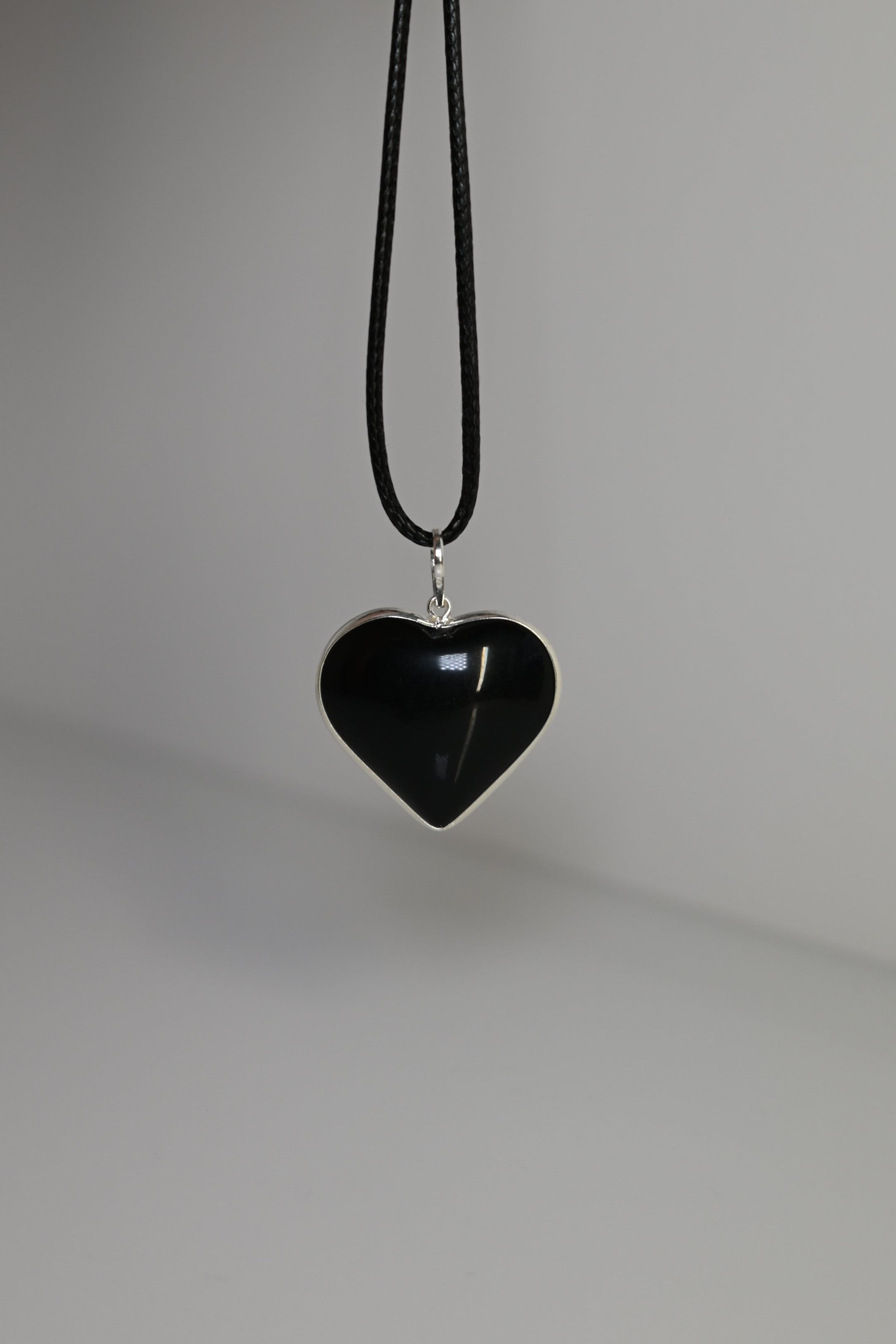 Colgante corazón obsidiana