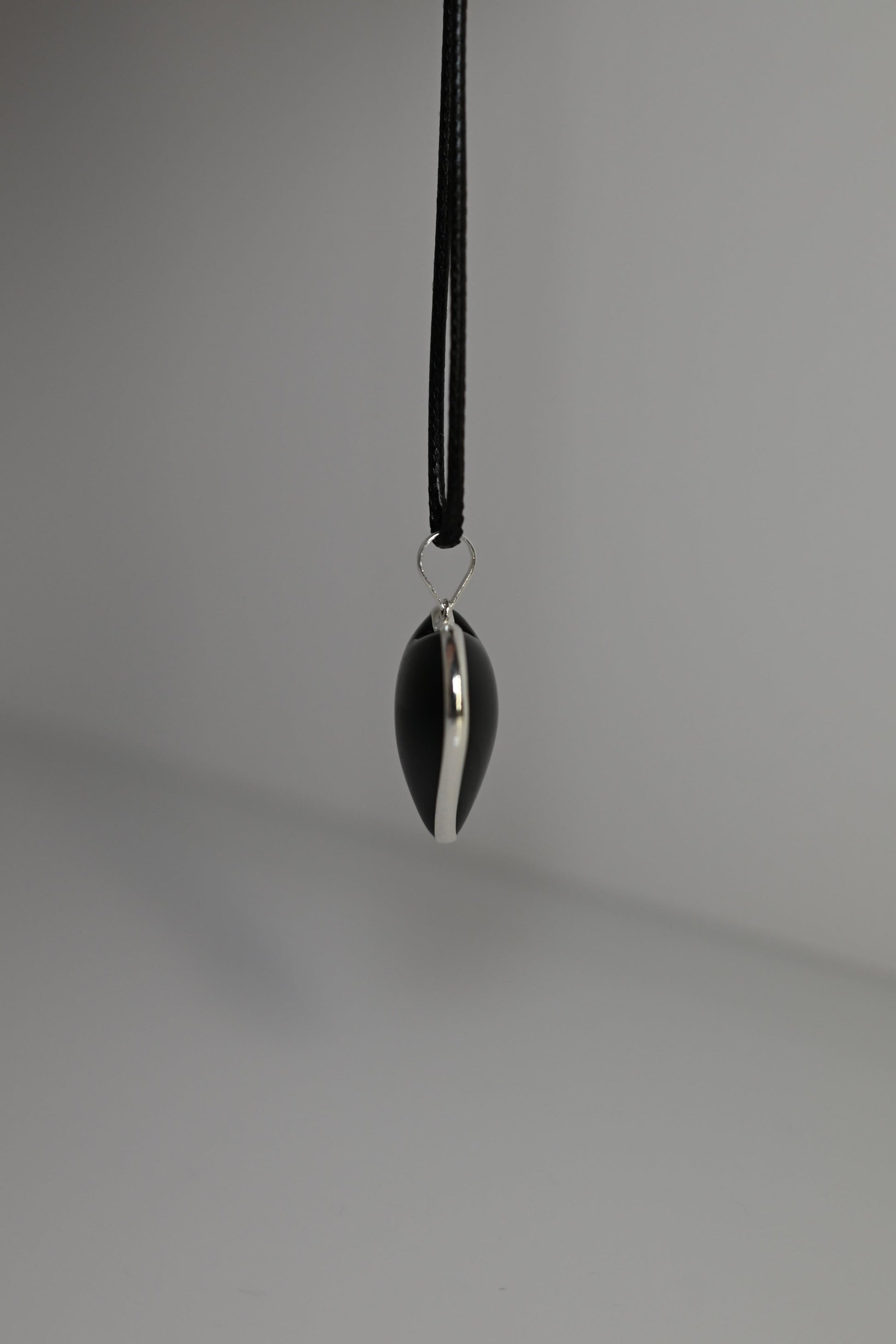 Colgante corazón obsidiana
