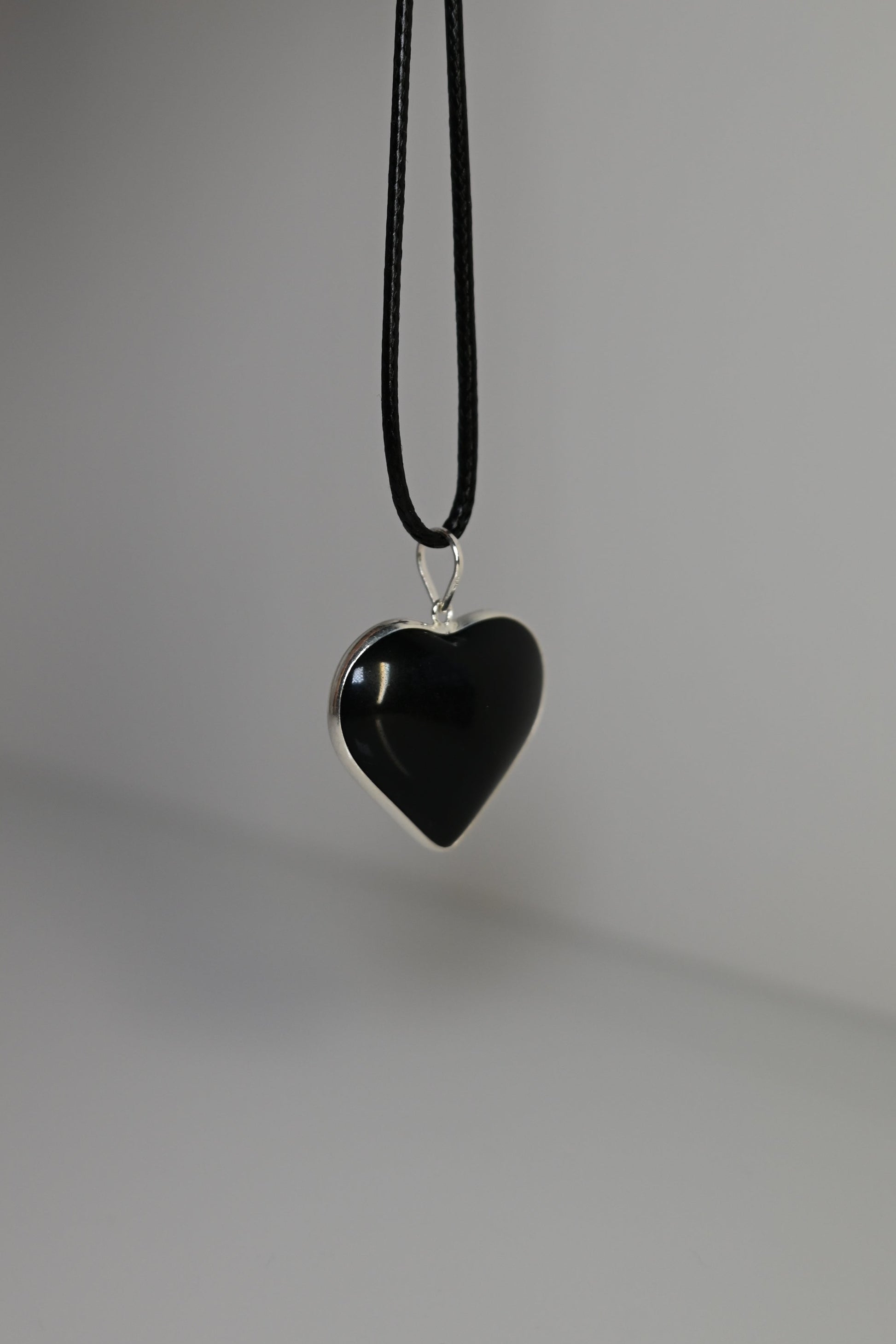 Colgante corazón obsidiana