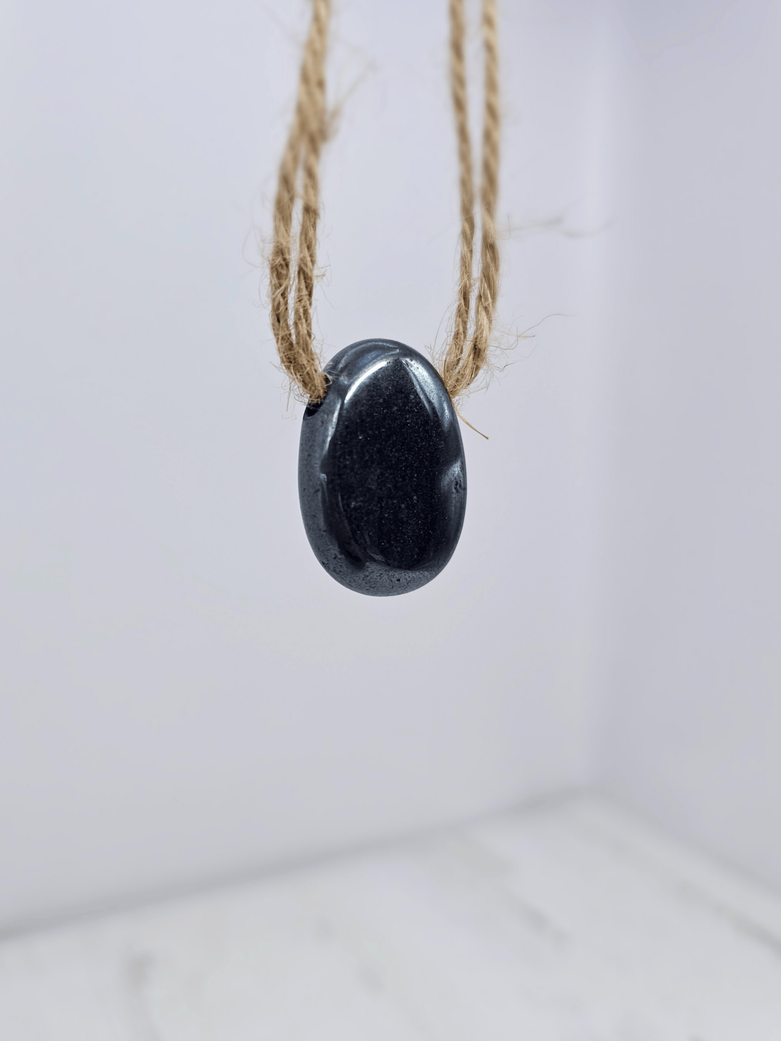 Colgante de Hematite | protección y enfoque