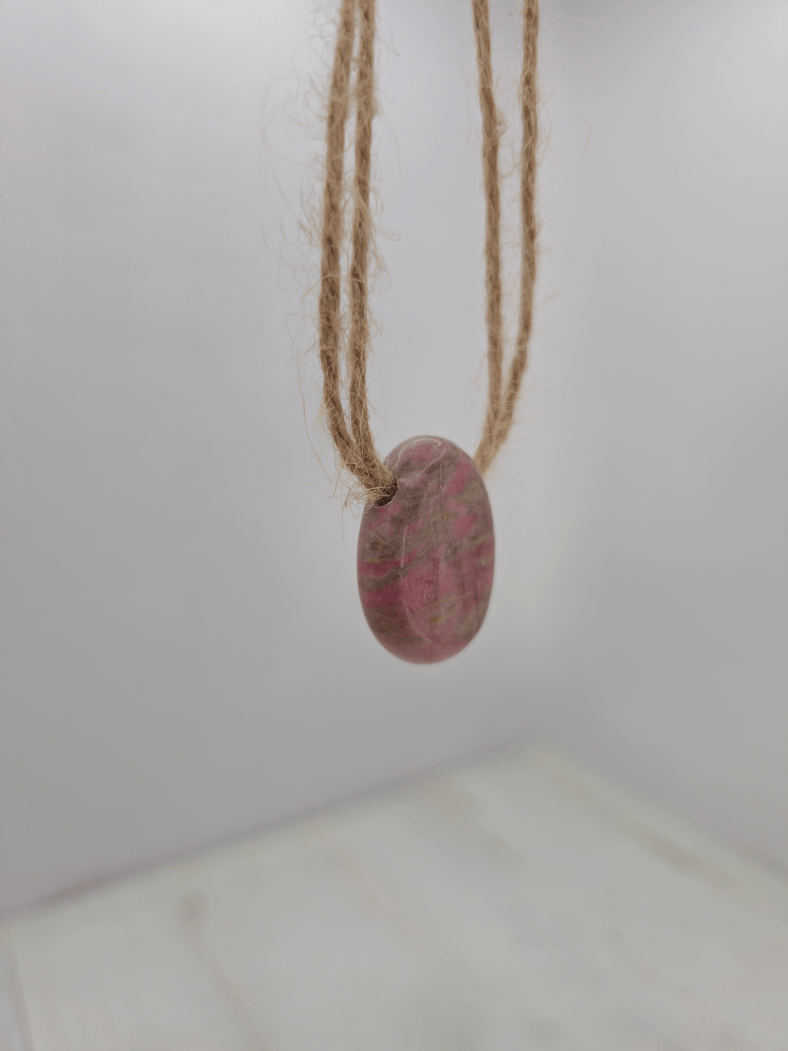 Colgante de Rodonita | Sanación emocional y equilibrio