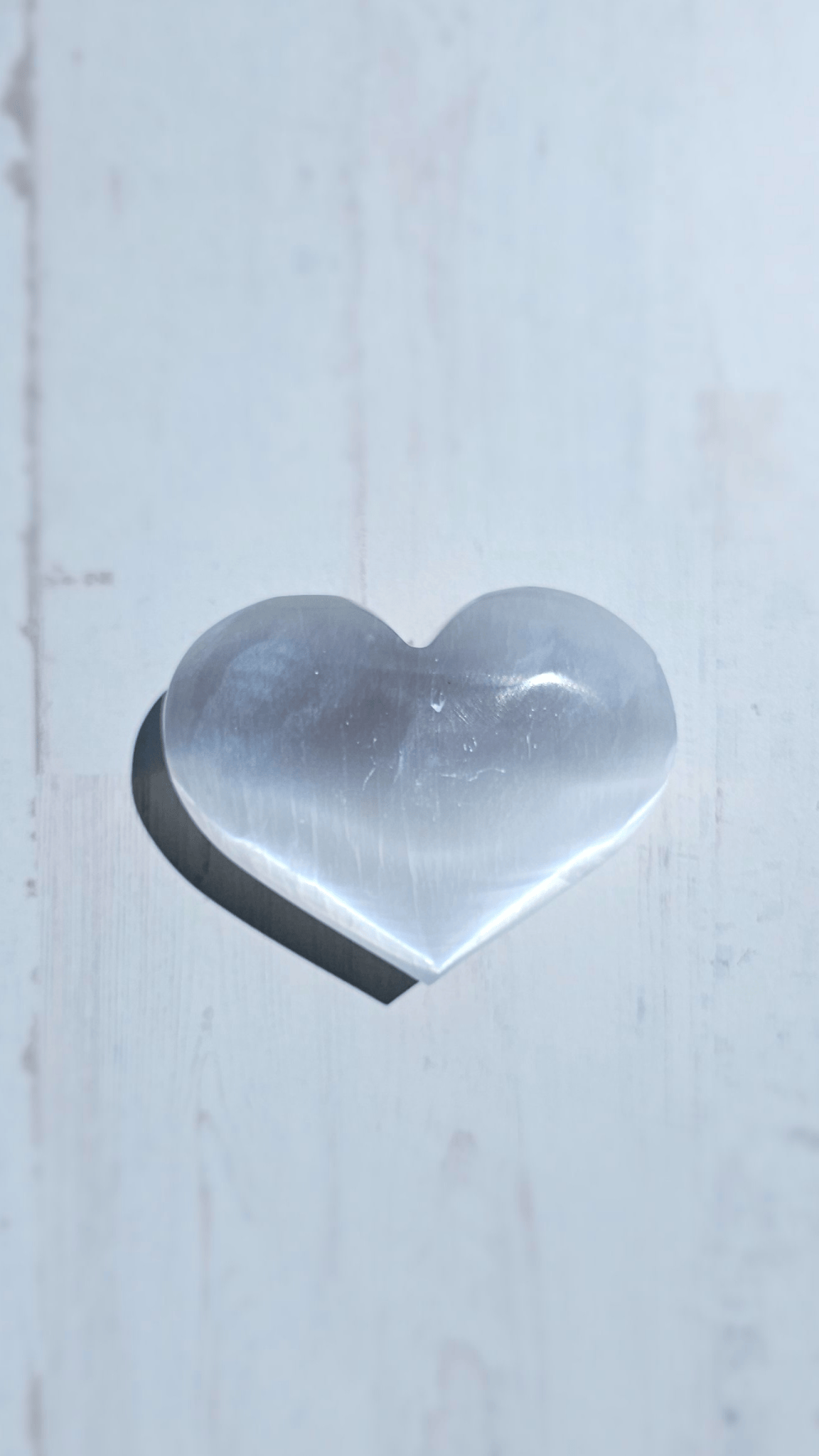 Corazón de selenita pequeño 3,5×4×1 cm (30–35 g)