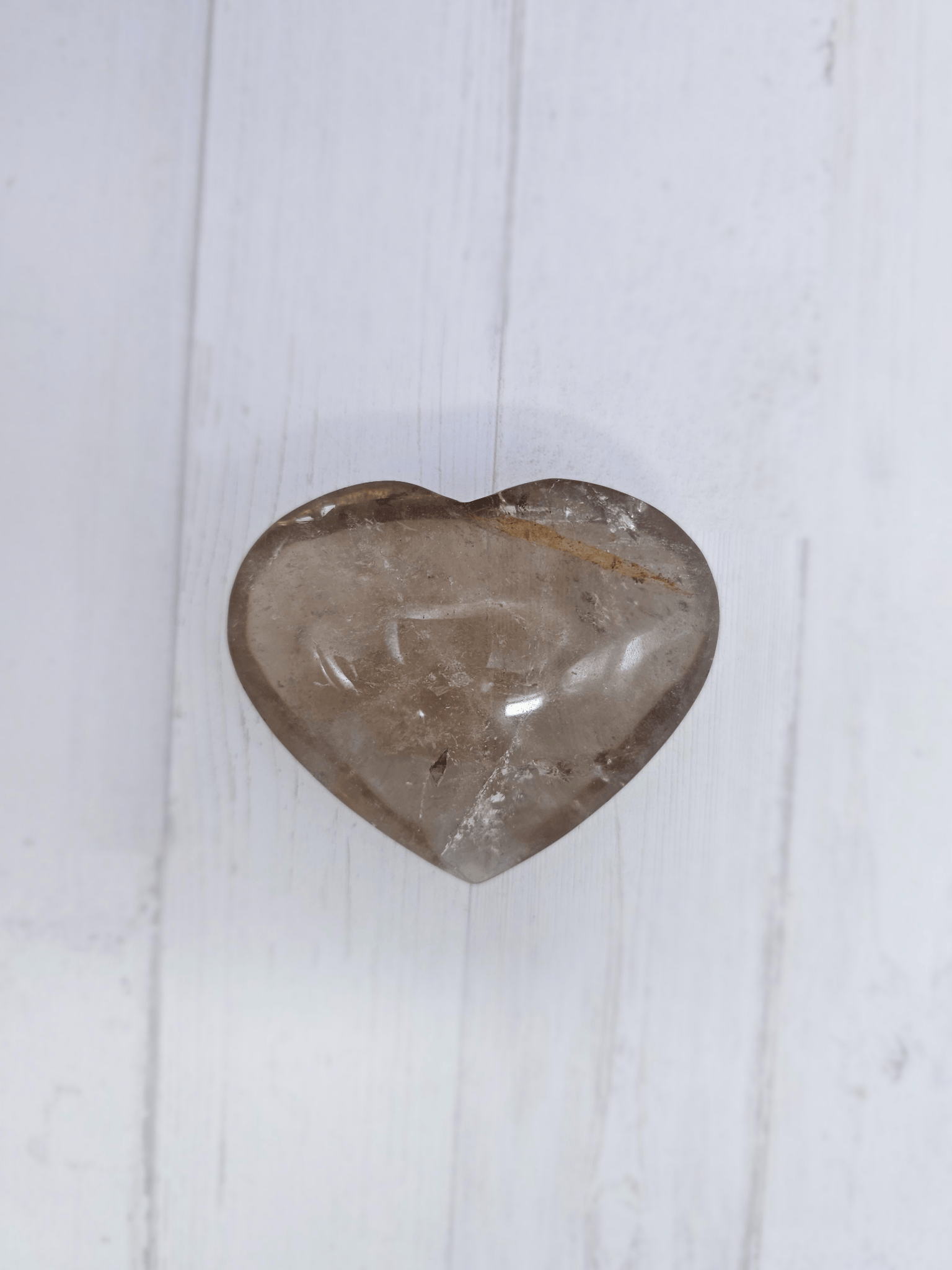 Corazón de cuarzo ahumado grande de 5–7 cm