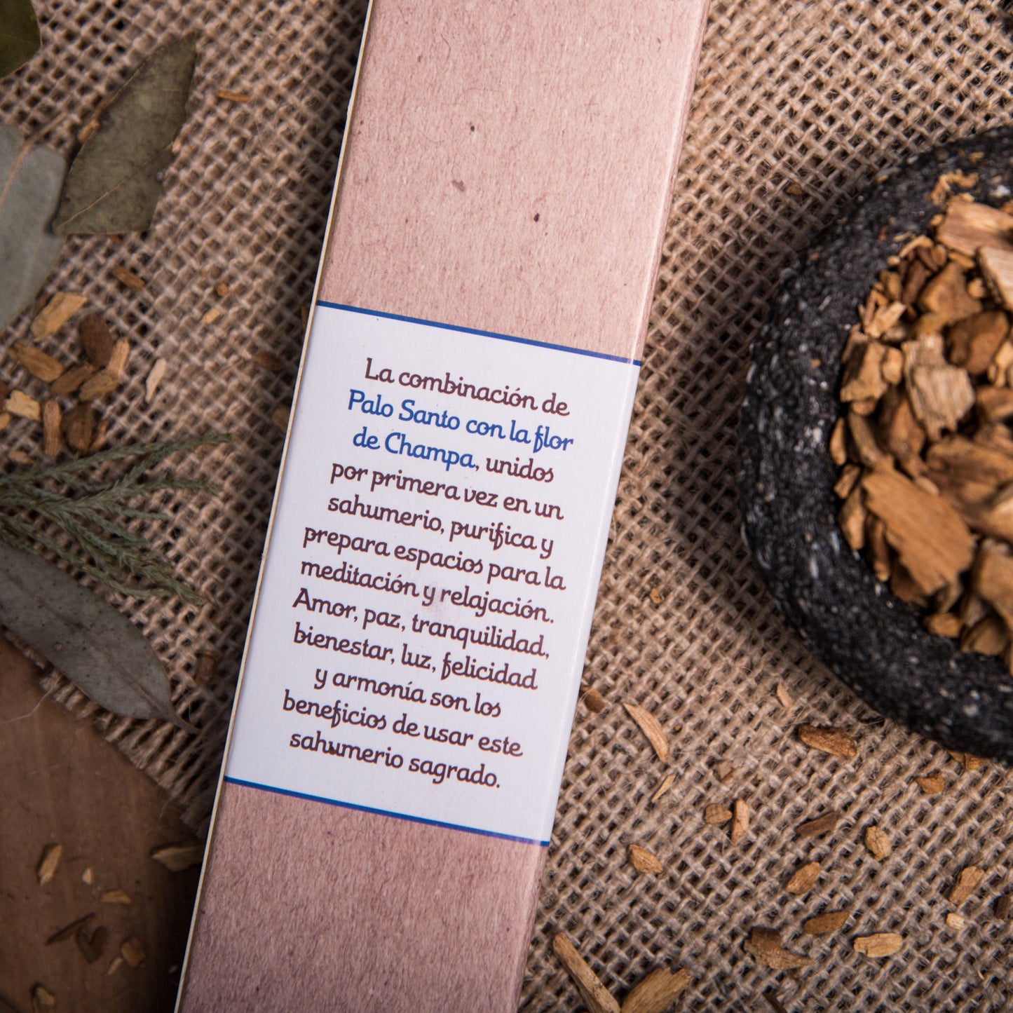 Sahumerio de Palo Santo con Champa