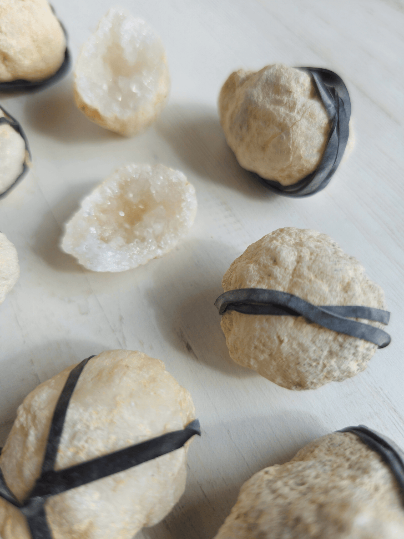 Geoda de Cuarzo Blanco mini | claridad y armonía