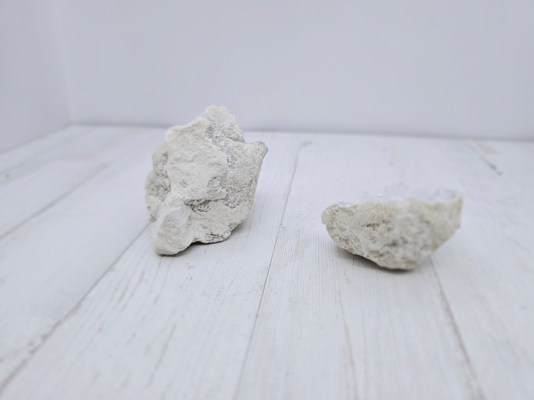 Geoda de Cuarzo Blanco mediana | claridad y armonía