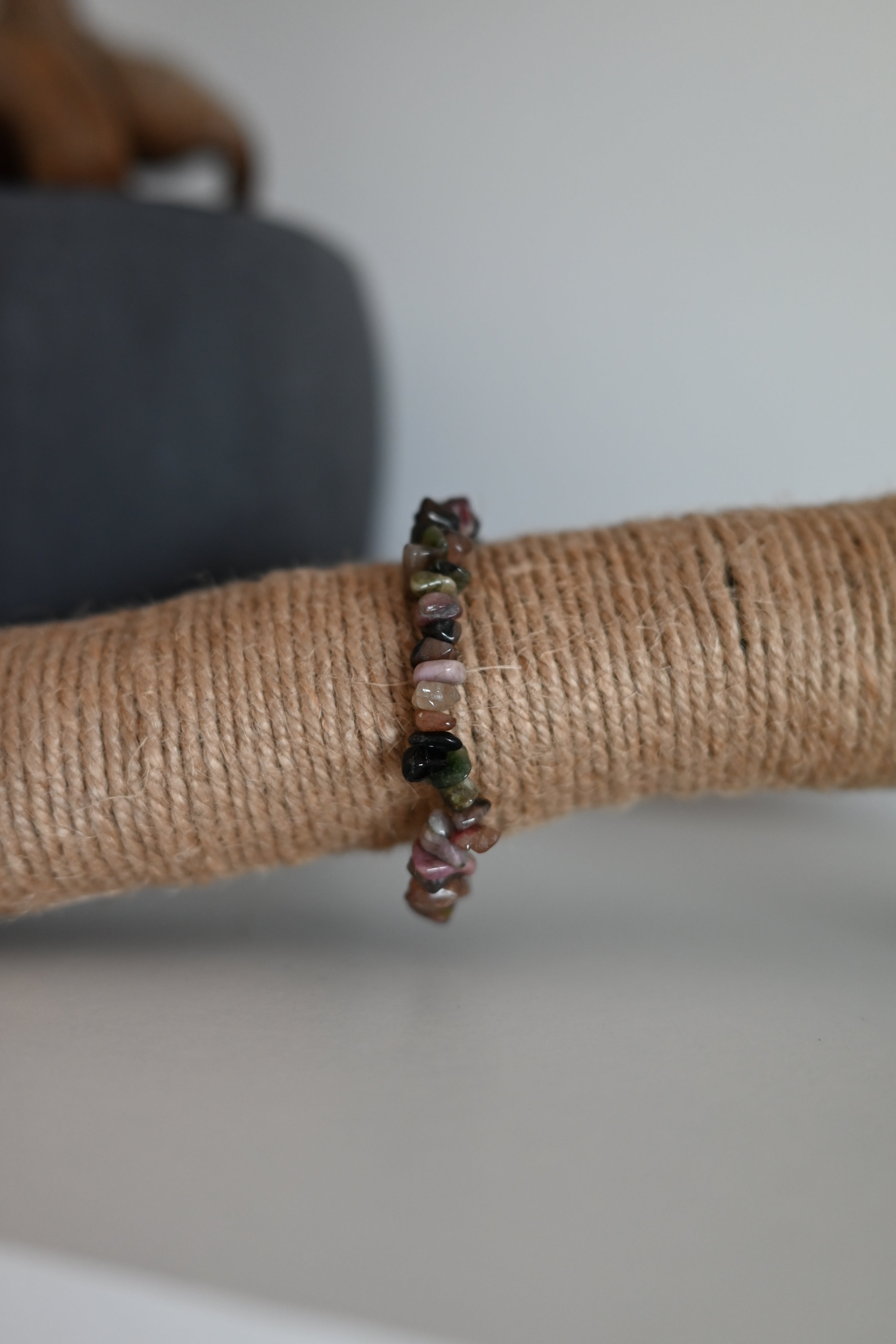 Pulsera de turmalina multicolor barroca – Equilibrio y protección energética