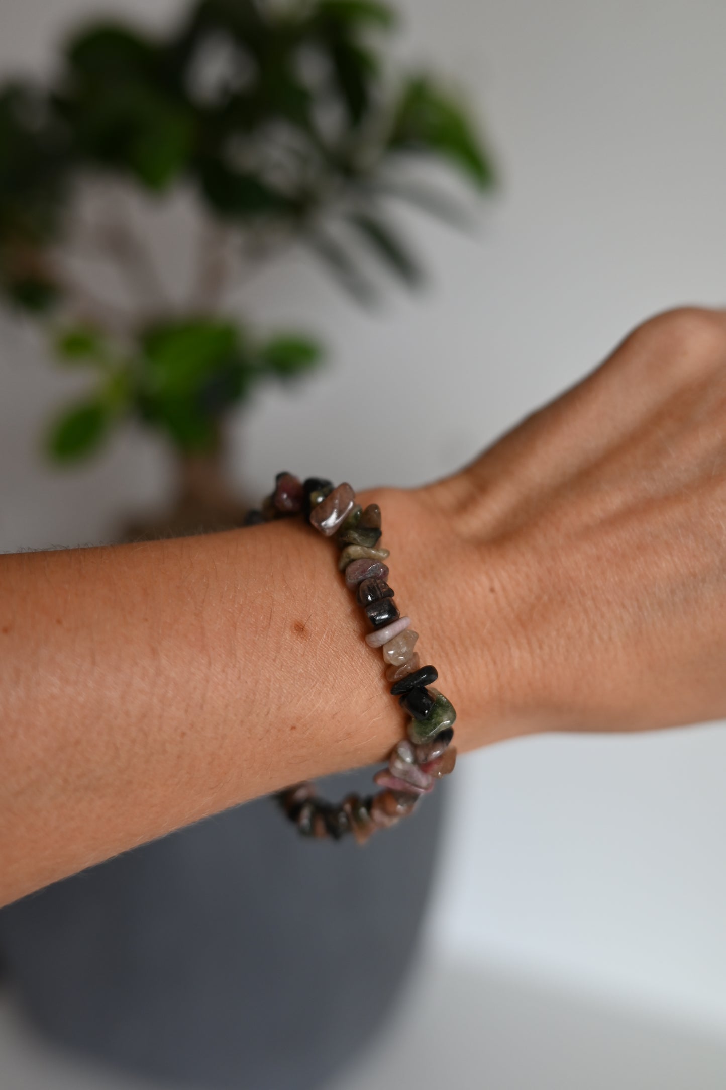 Pulsera de turmalina multicolor barroca – Equilibrio y protección energética