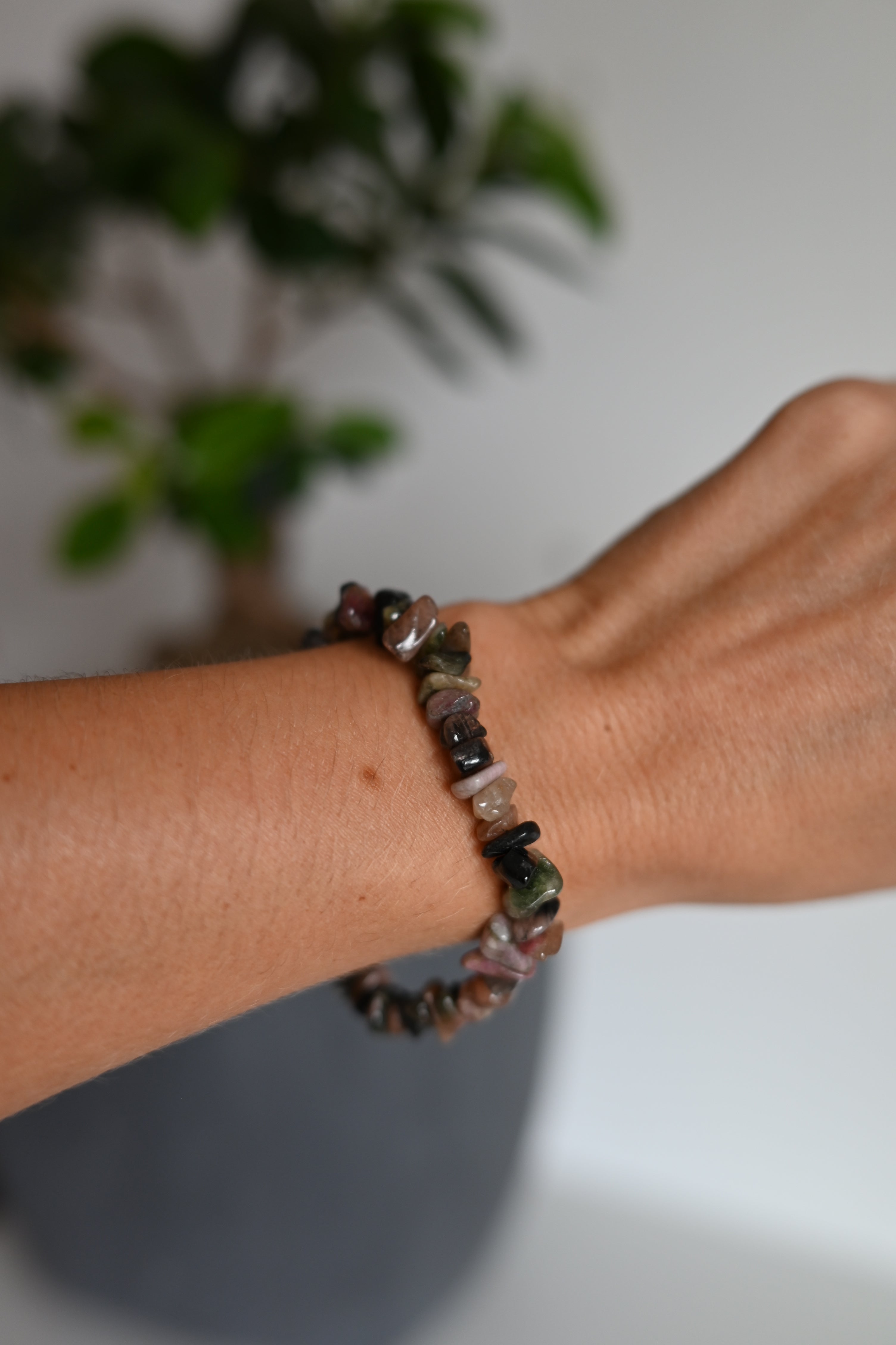 Pulsera de turmalina multicolor barroca – Equilibrio y protección energética