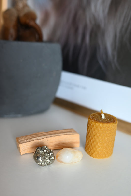 Kit Ritual de Abundancia con pirita, citrino y vela de cera de abeja