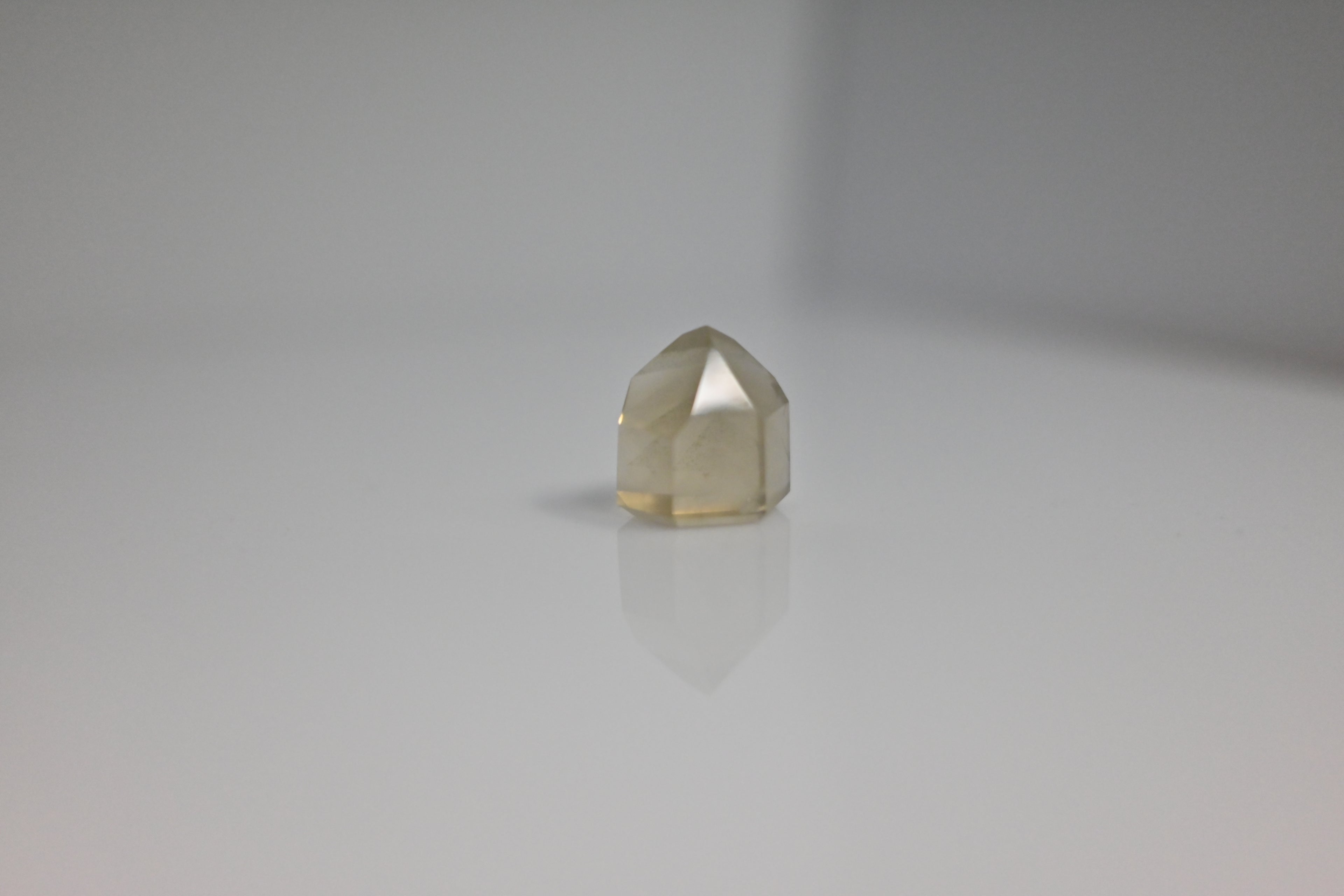 Punta de Citrino Natural 20–25 g | Abundancia y Éxito