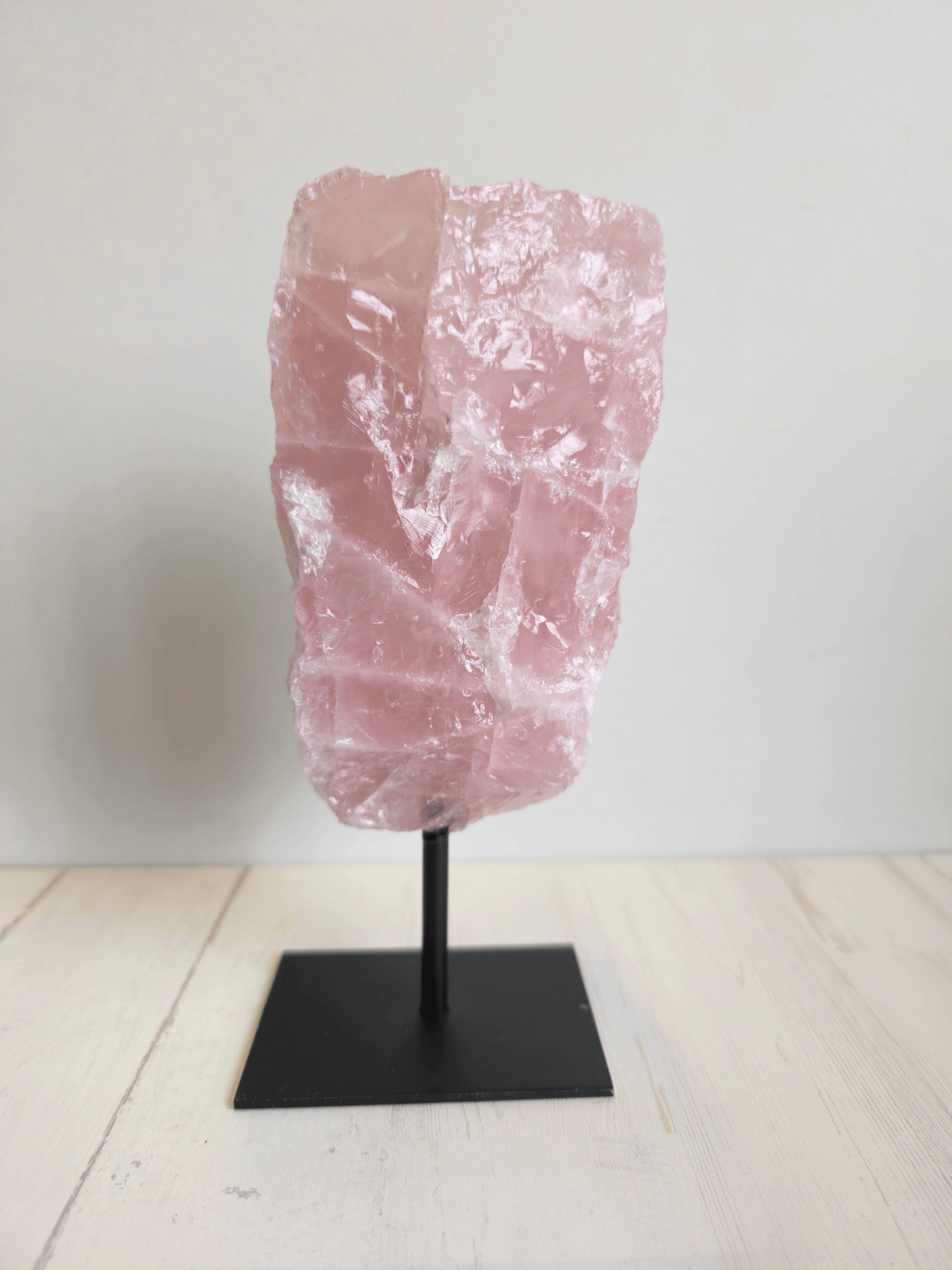 Peana de Cuarzo Rosa | Sanación del corazón, armonía emocional y energía amorosa