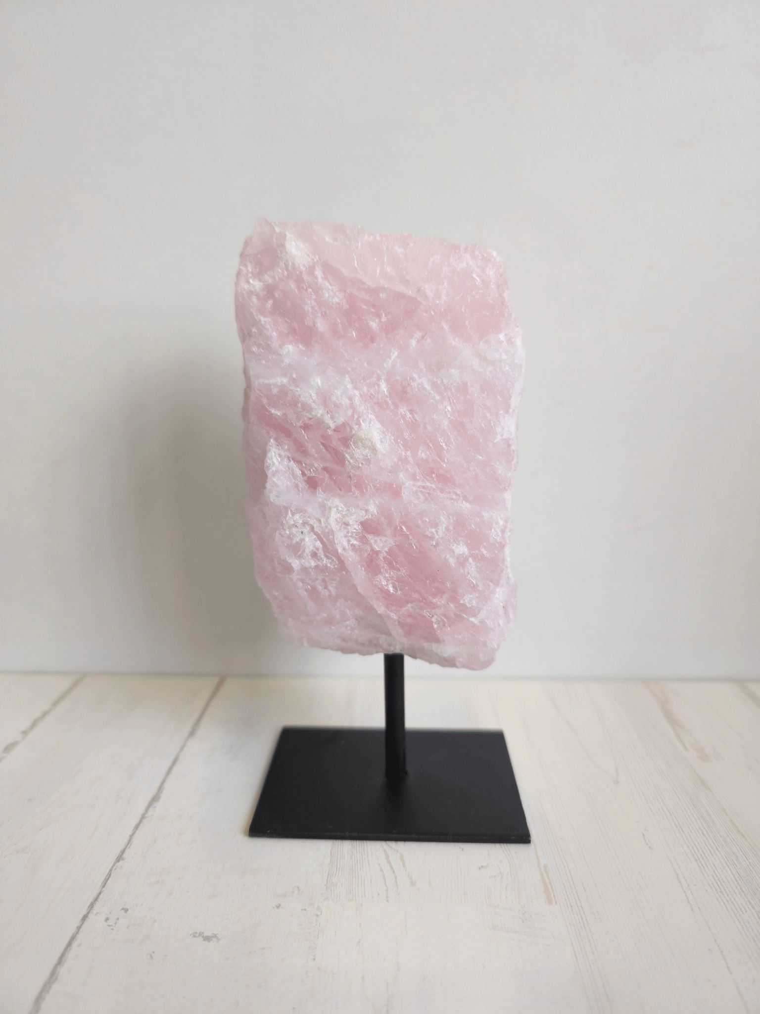 Peana de Cuarzo Rosa | Sanación del corazón, armonía emocional y energía amorosa