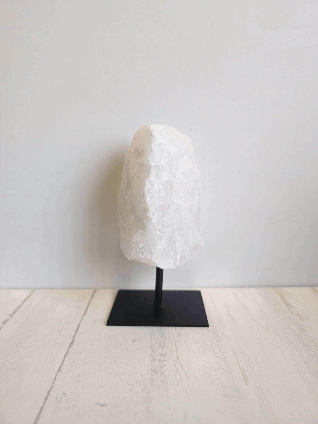 Peana de Cuarzo Nieve en bruto | claridad y armonía