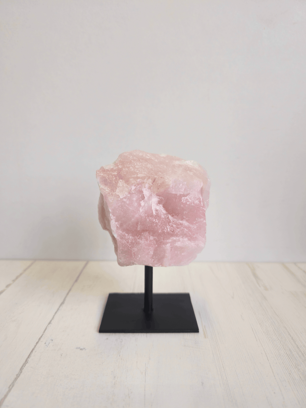 Peana de Cuarzo Rosa Pequeña | Sanación del corazón, armonía emocional y energía amorosa