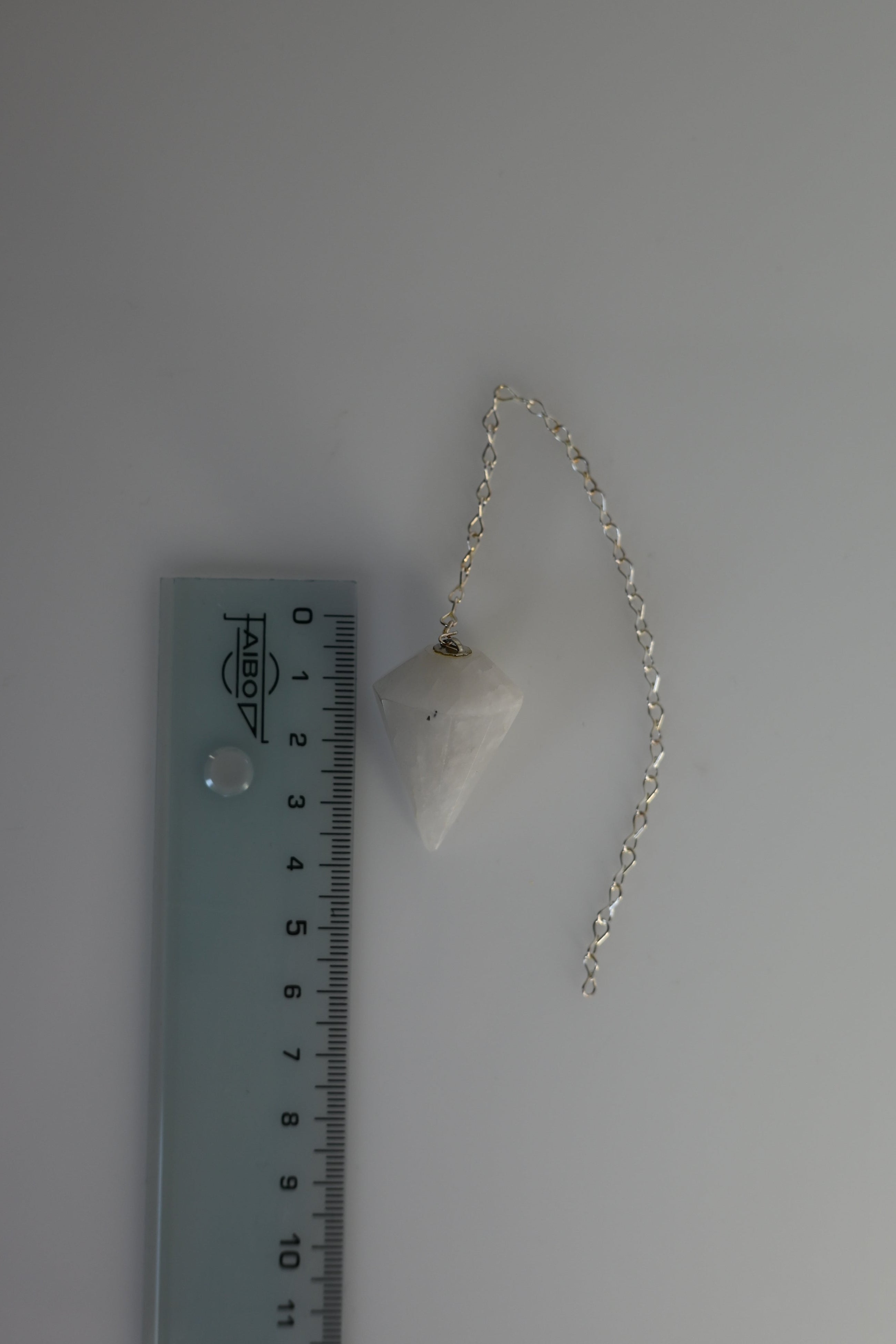 Péndulo Cuarzo Nevado | Equilibrio y Pureza