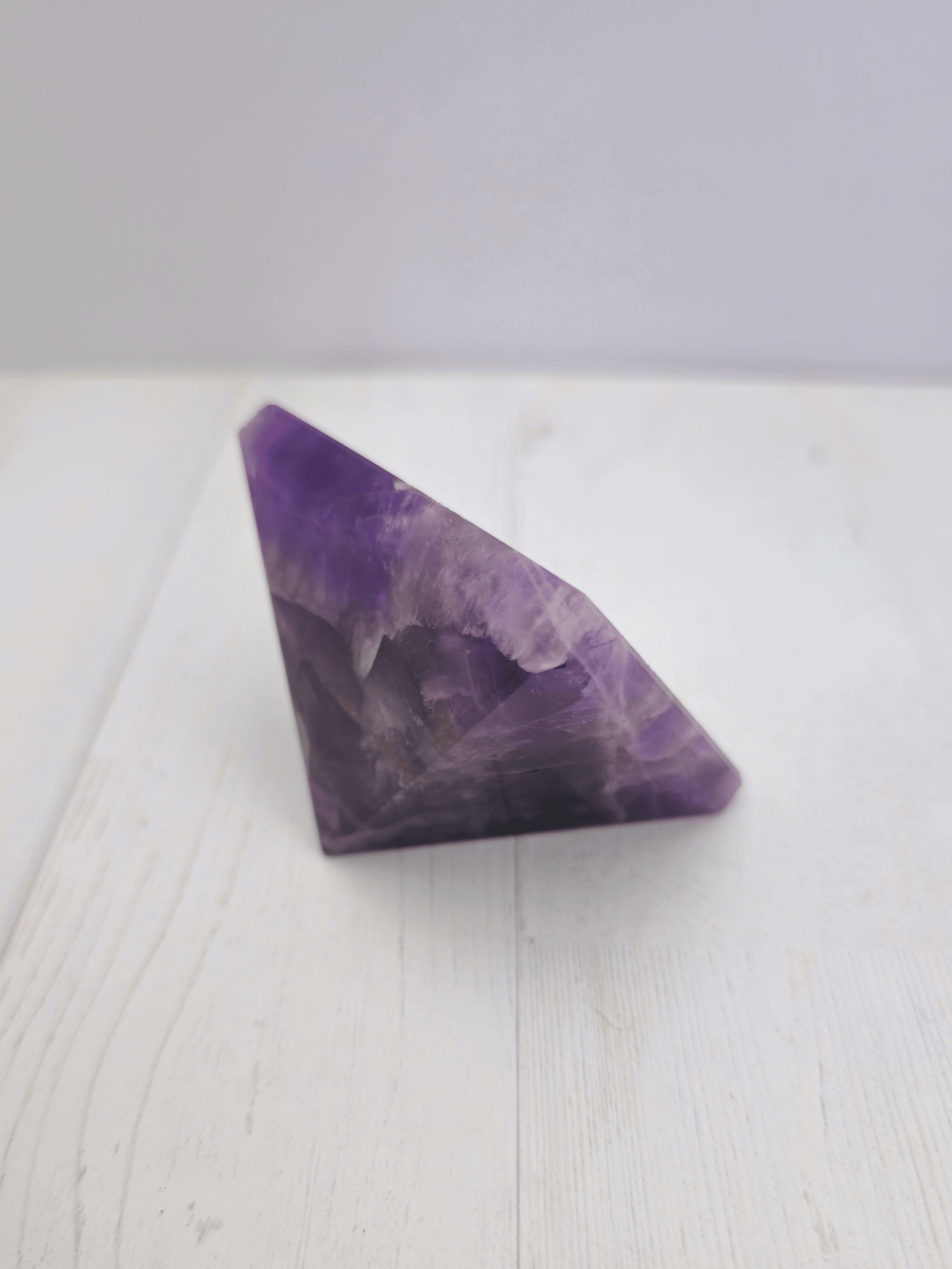Pirámide de Amatista 5 cm | intuición y calma