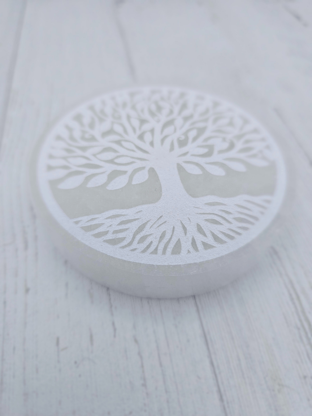 Placa de Selenita "Árbol de la Vida" 80mm | Purificación y crecimiento espiritual