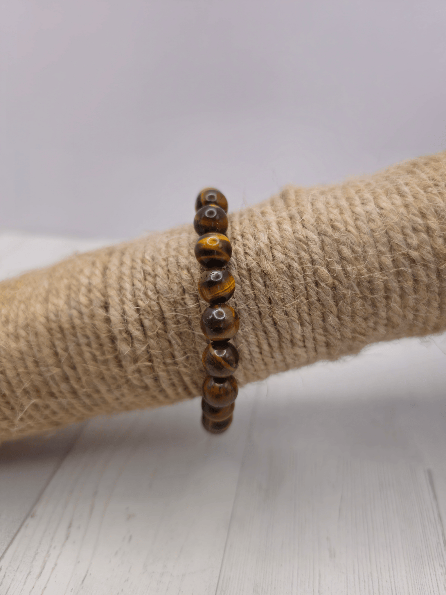 Pulsera de Ojo de Tigre natural con bolas de 8 mm. Tonos marrón dorado. Piedra de protección, enfoque mental y empoderamiento personal.