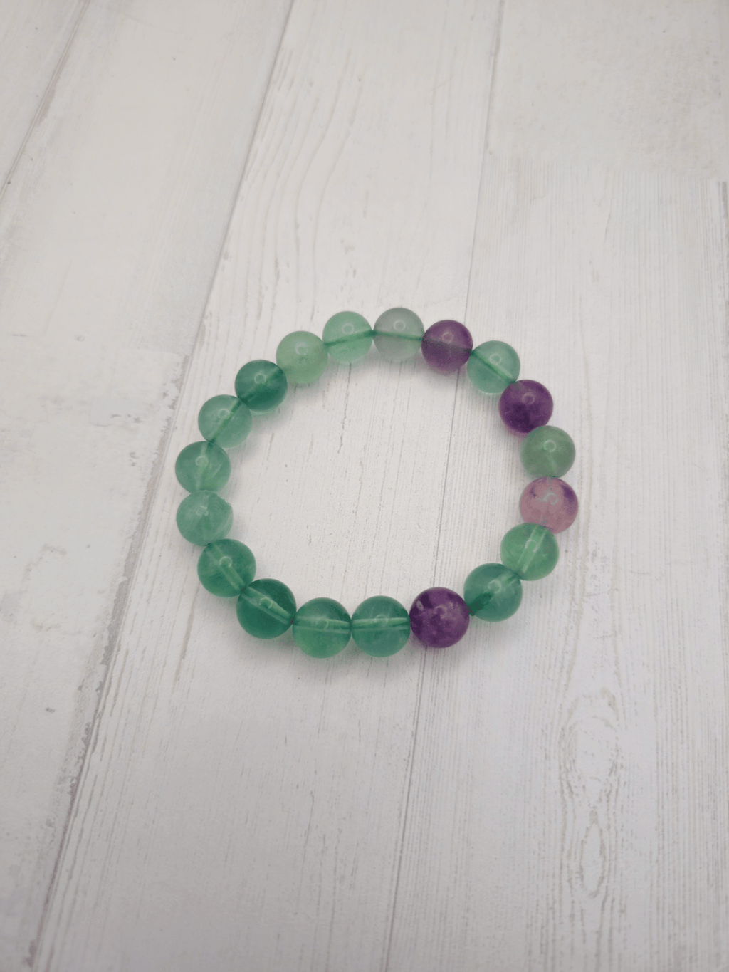 Pulsera de fluorita arcoíris verde 10 mm | Claridad y equilibrio energético