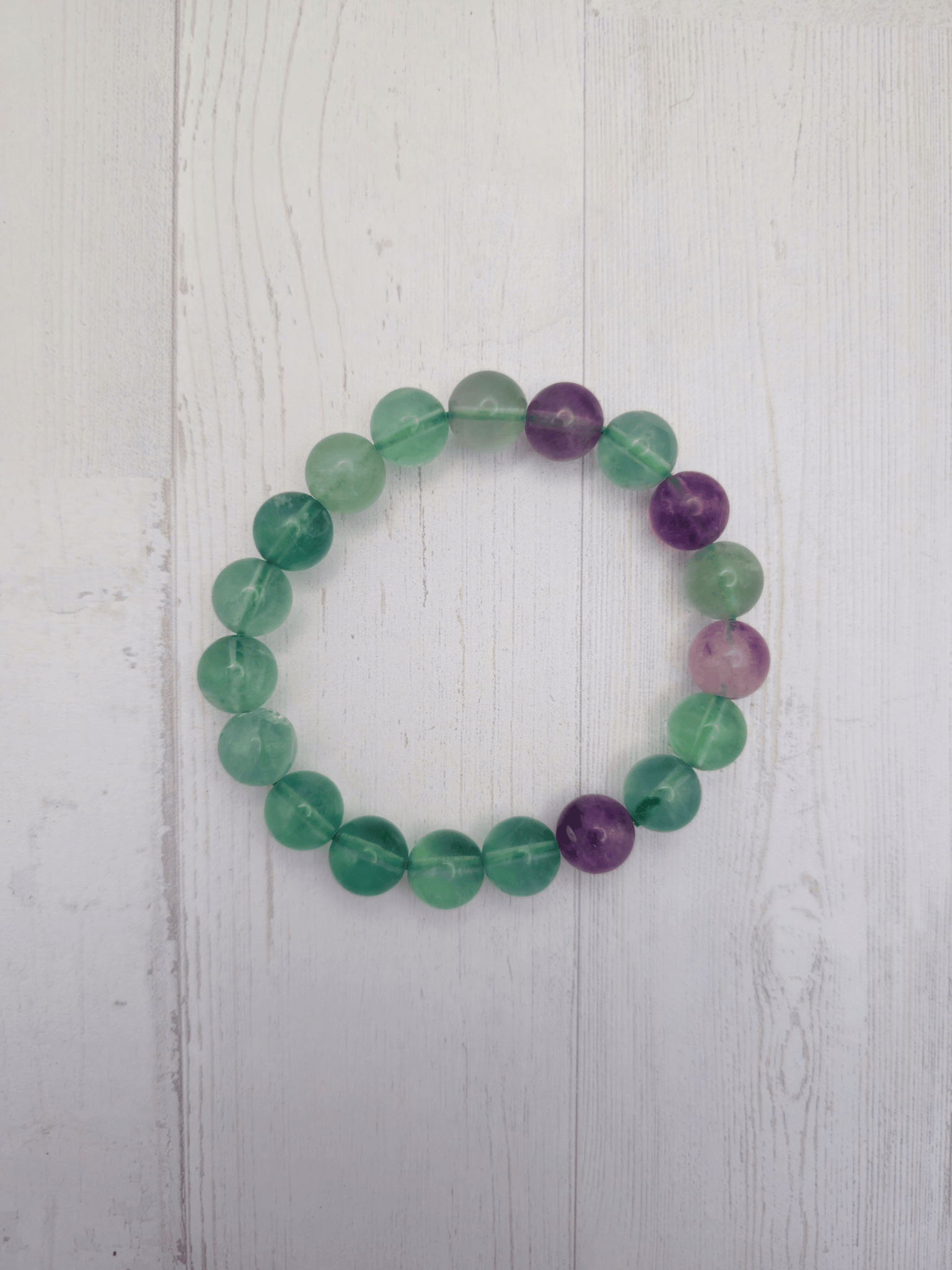 Pulsera de fluorita arcoíris verde 10 mm | Claridad y equilibrio energético