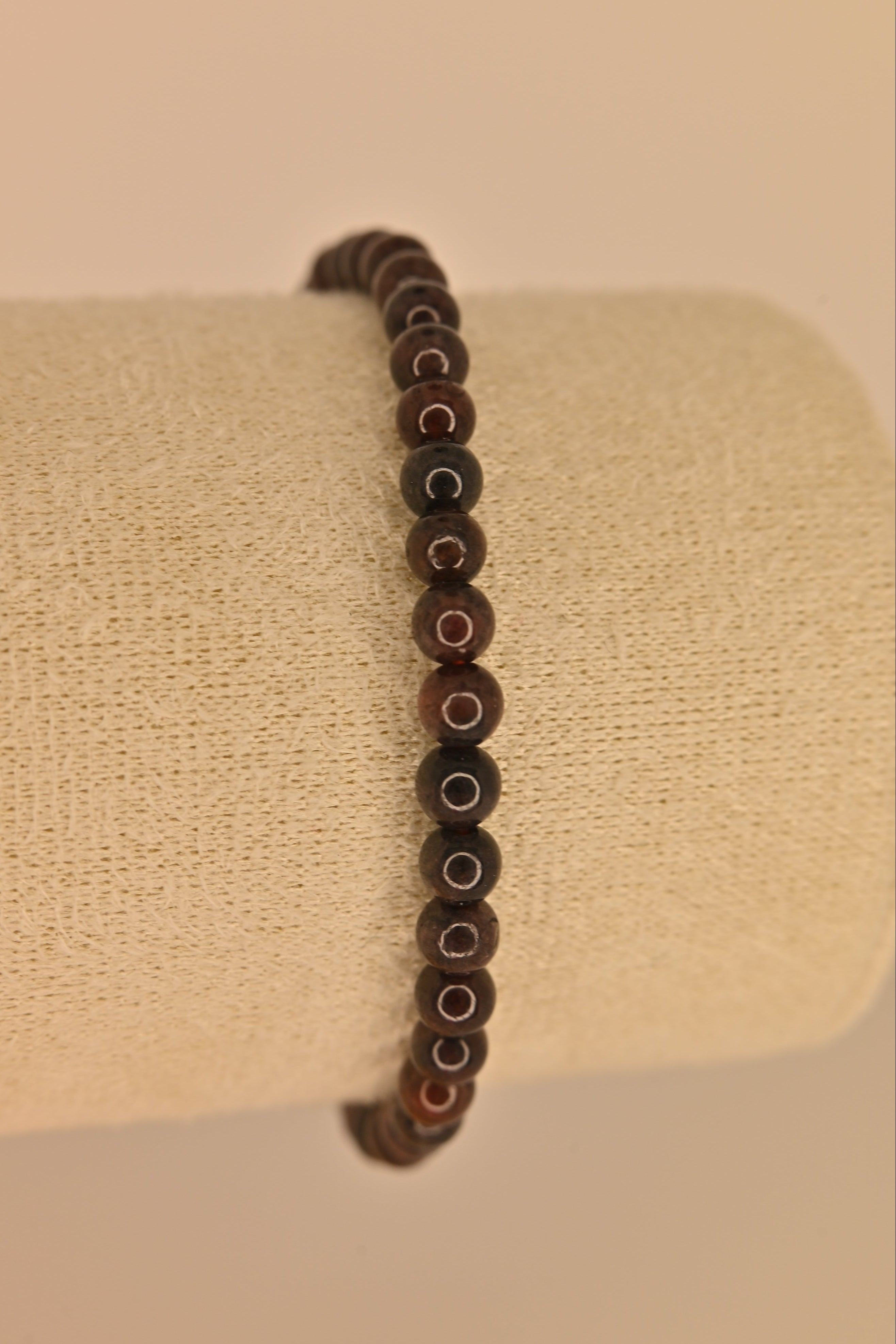 Pulsera de granate 4 mm color rojo oscuro para vitalidad y chakra raíz