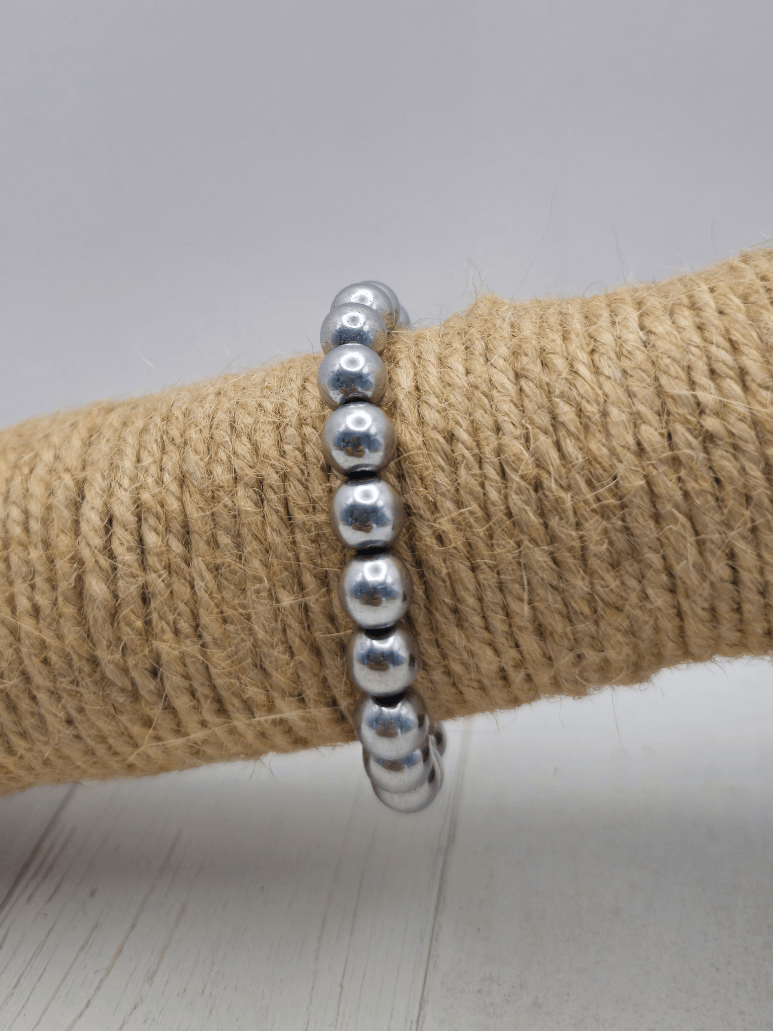 Pulsera de Hematita Bola 8 mm | Equilibrio emocional, enfoque y protección energética