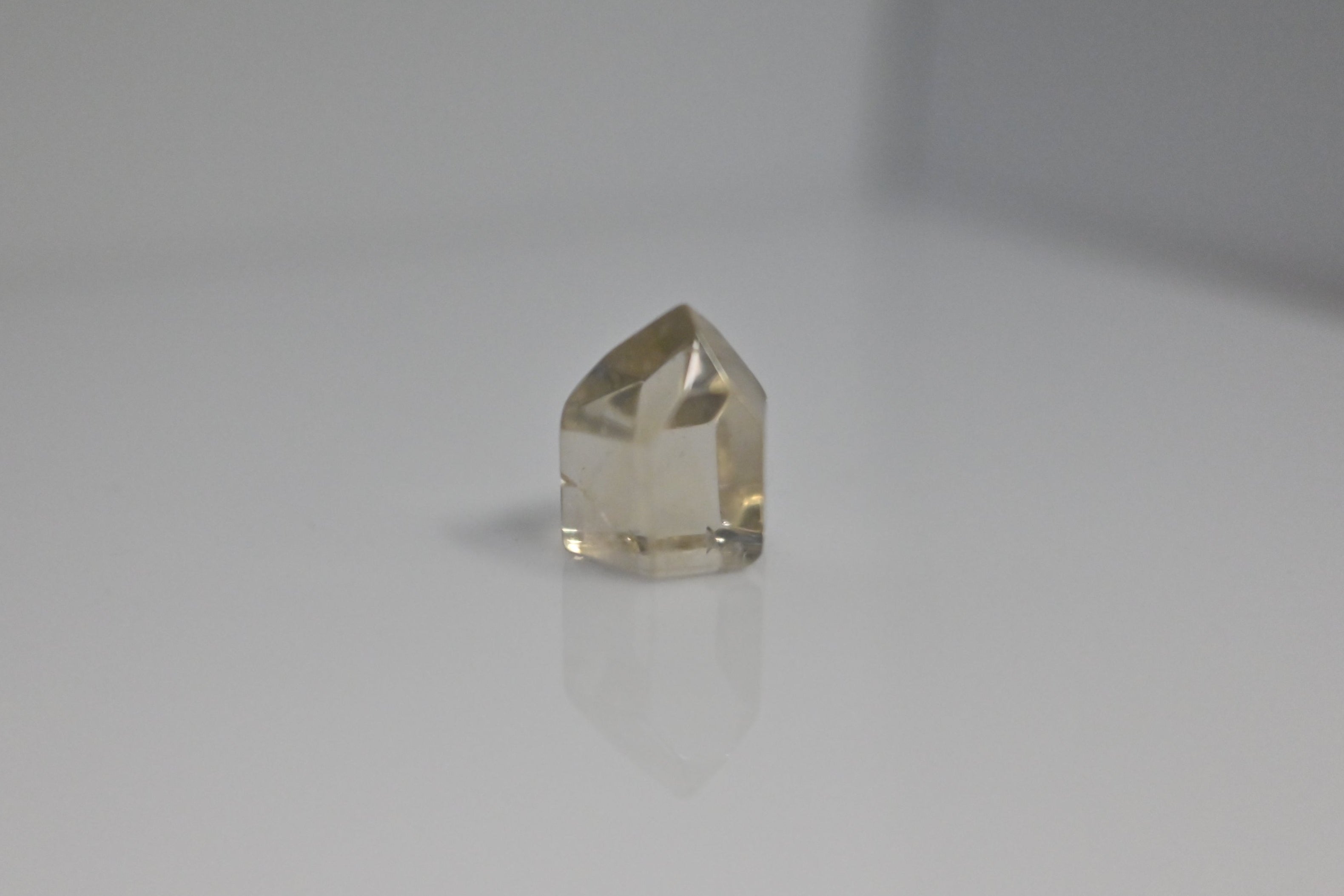 Punta de Citrino Natural 20–25 g | Abundancia y Éxito