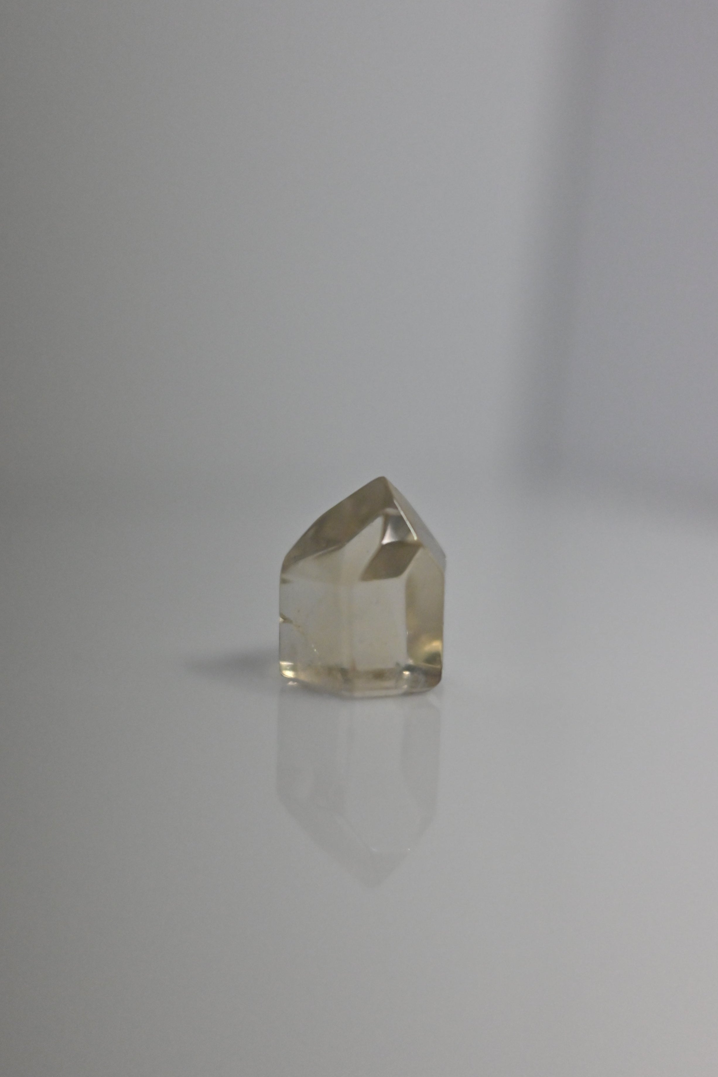 Punta de Citrino Natural 20–25 g | Abundancia y Éxito