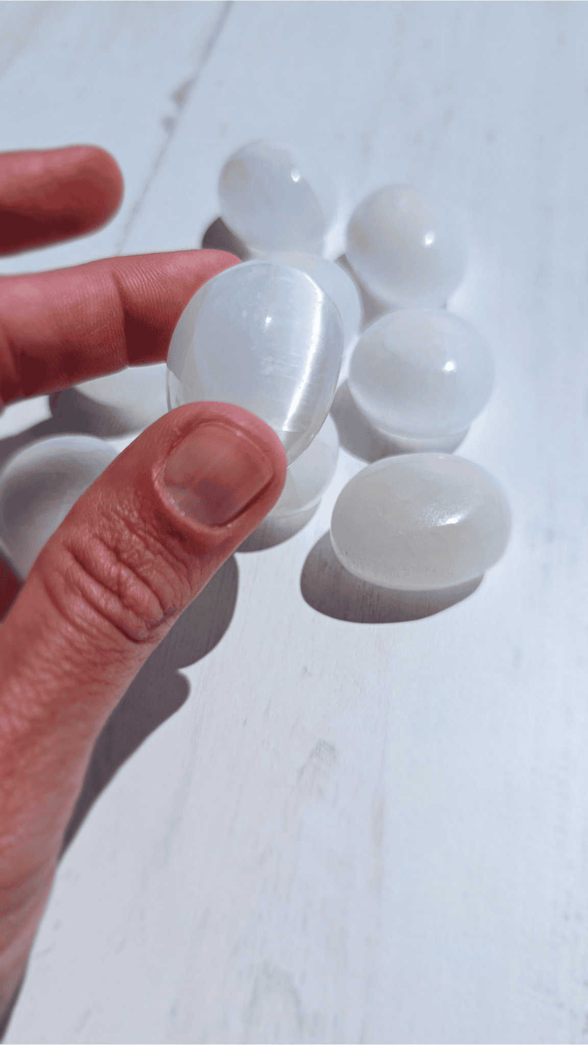 Rodado de Selenita 20–30 mm | limpieza energética y claridad