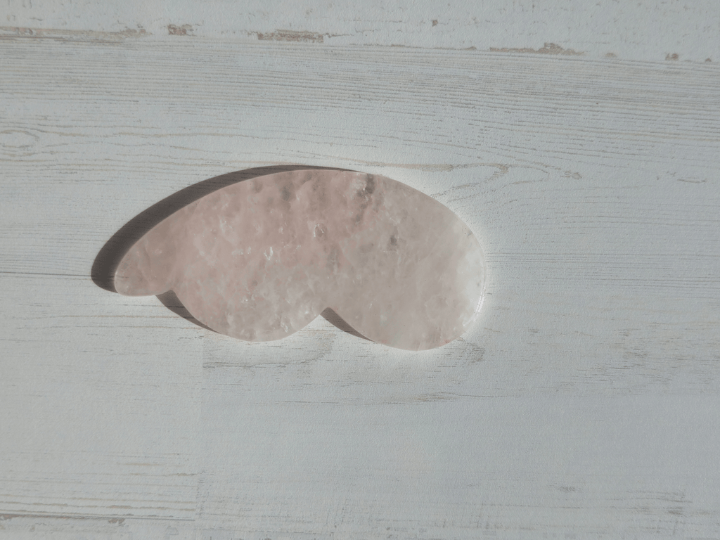 Set roller y gua sha de Cuarzo Rosa (flores) | amor propio y armonía