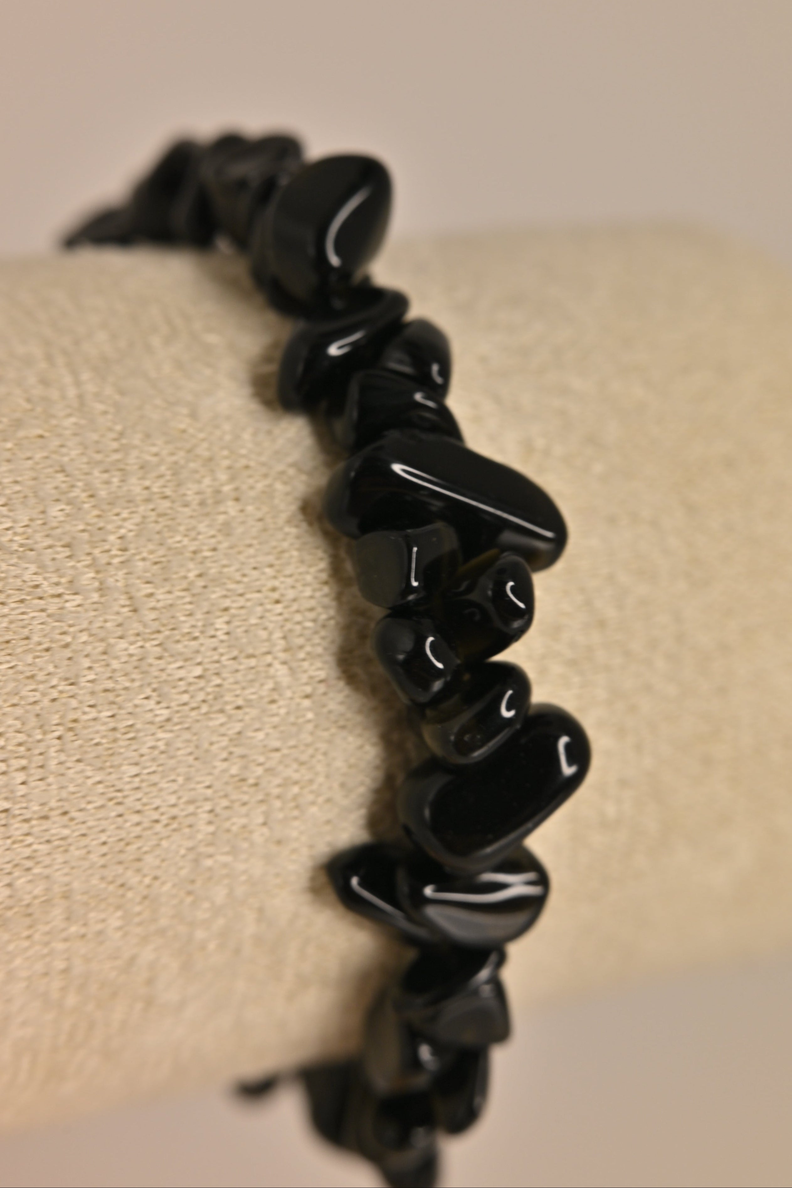 Pulsera de turmalina negra barroca | Protección y enraizamiento energético